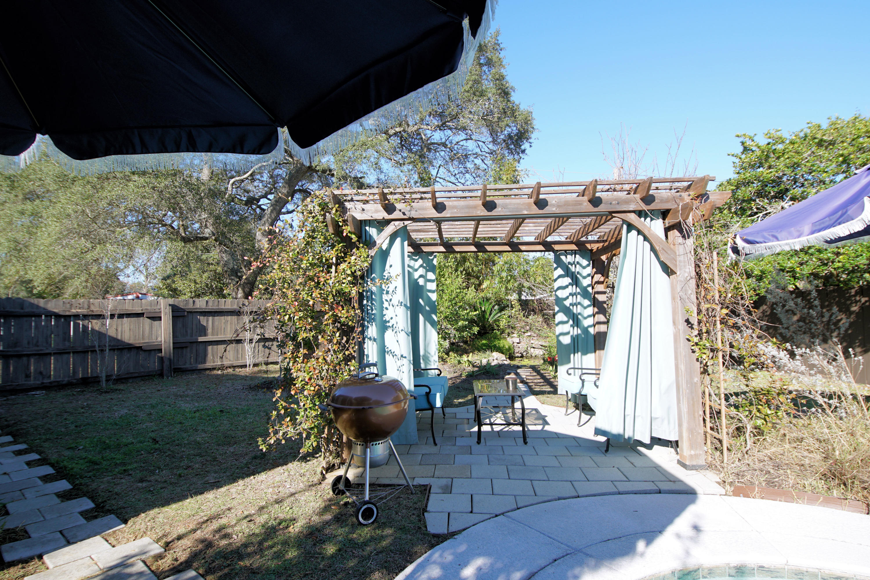 GARNIERS BEACH 3RD - Residential