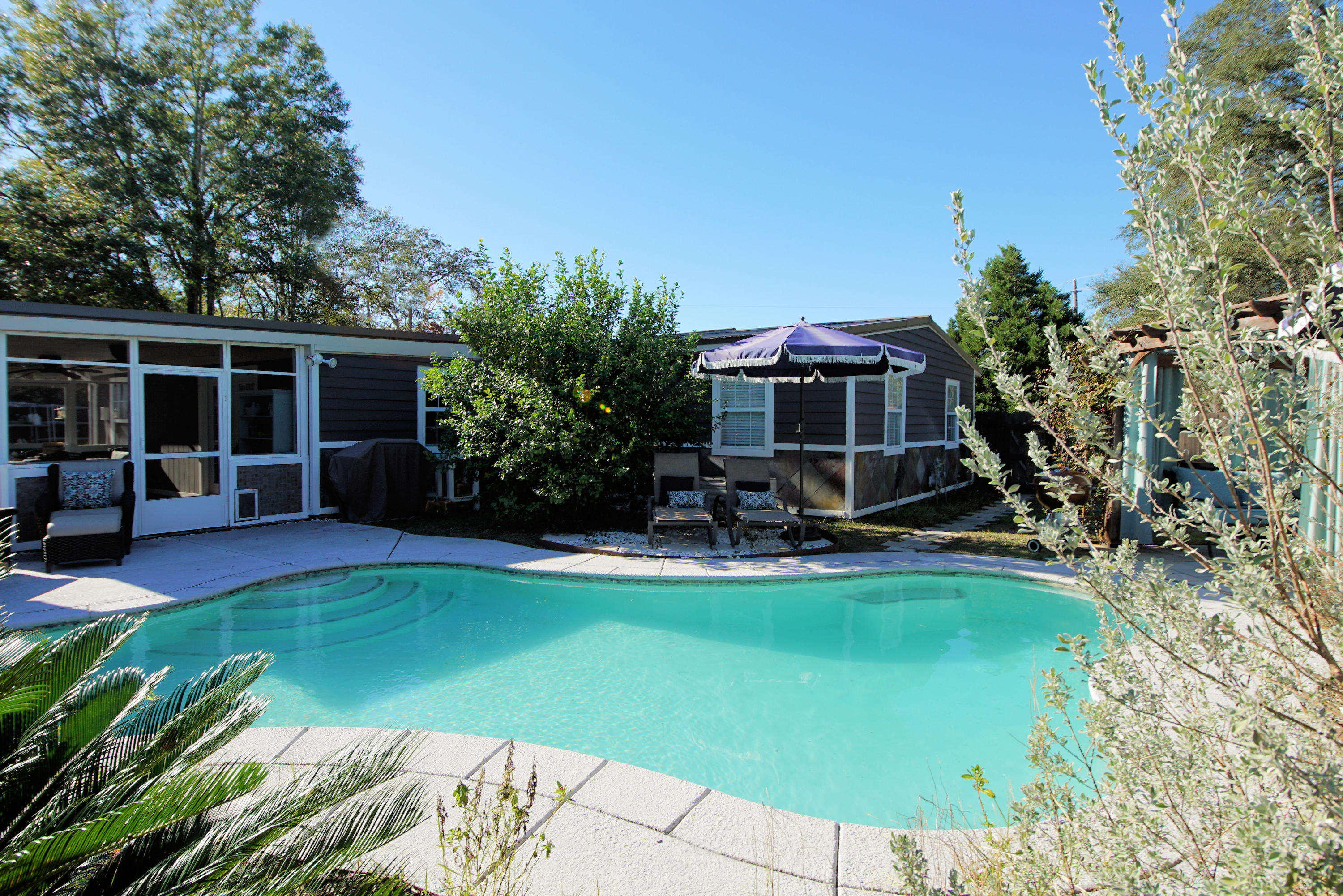 GARNIERS BEACH 3RD - Residential