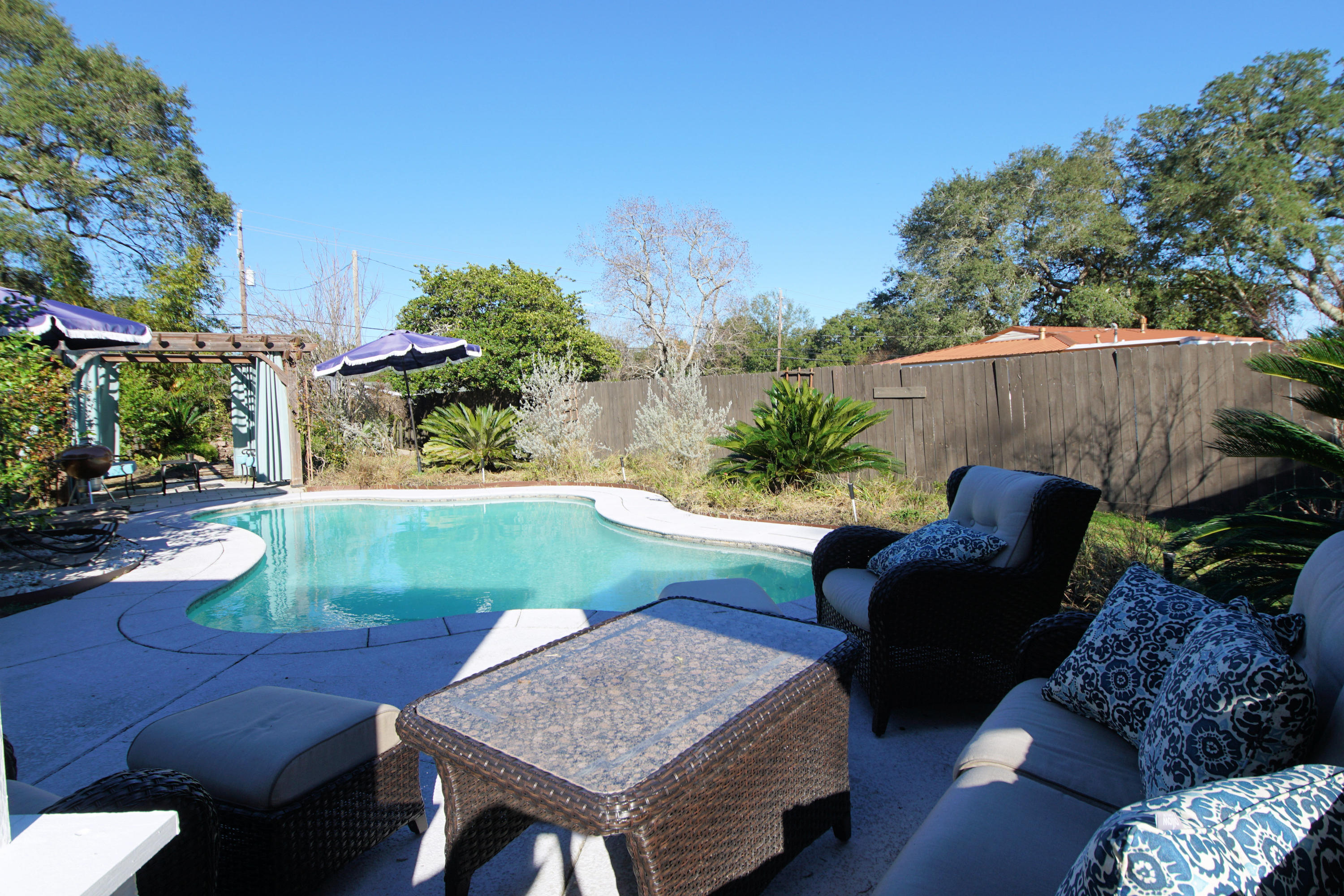 GARNIERS BEACH 3RD - Residential