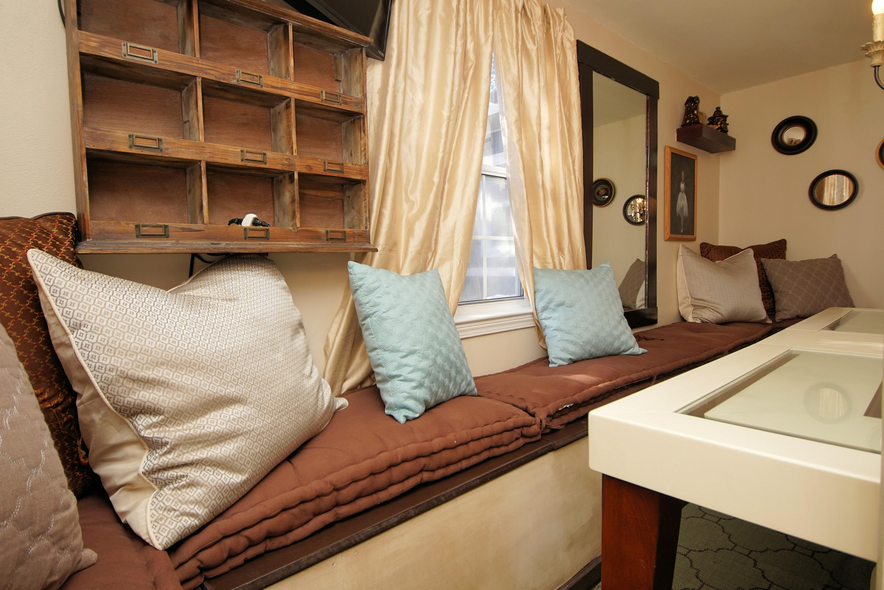 GARNIERS BEACH 3RD - Residential