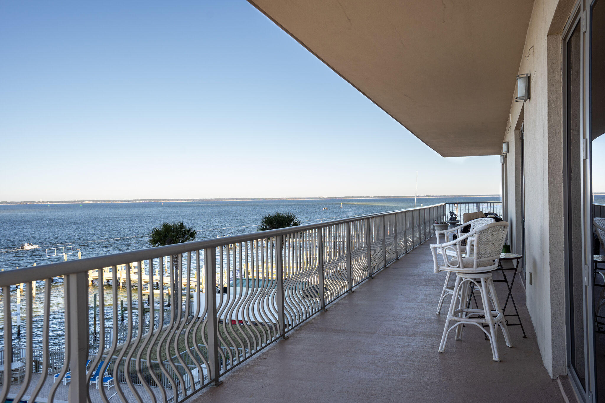 SIDES MORENO POINT WEST - Residential