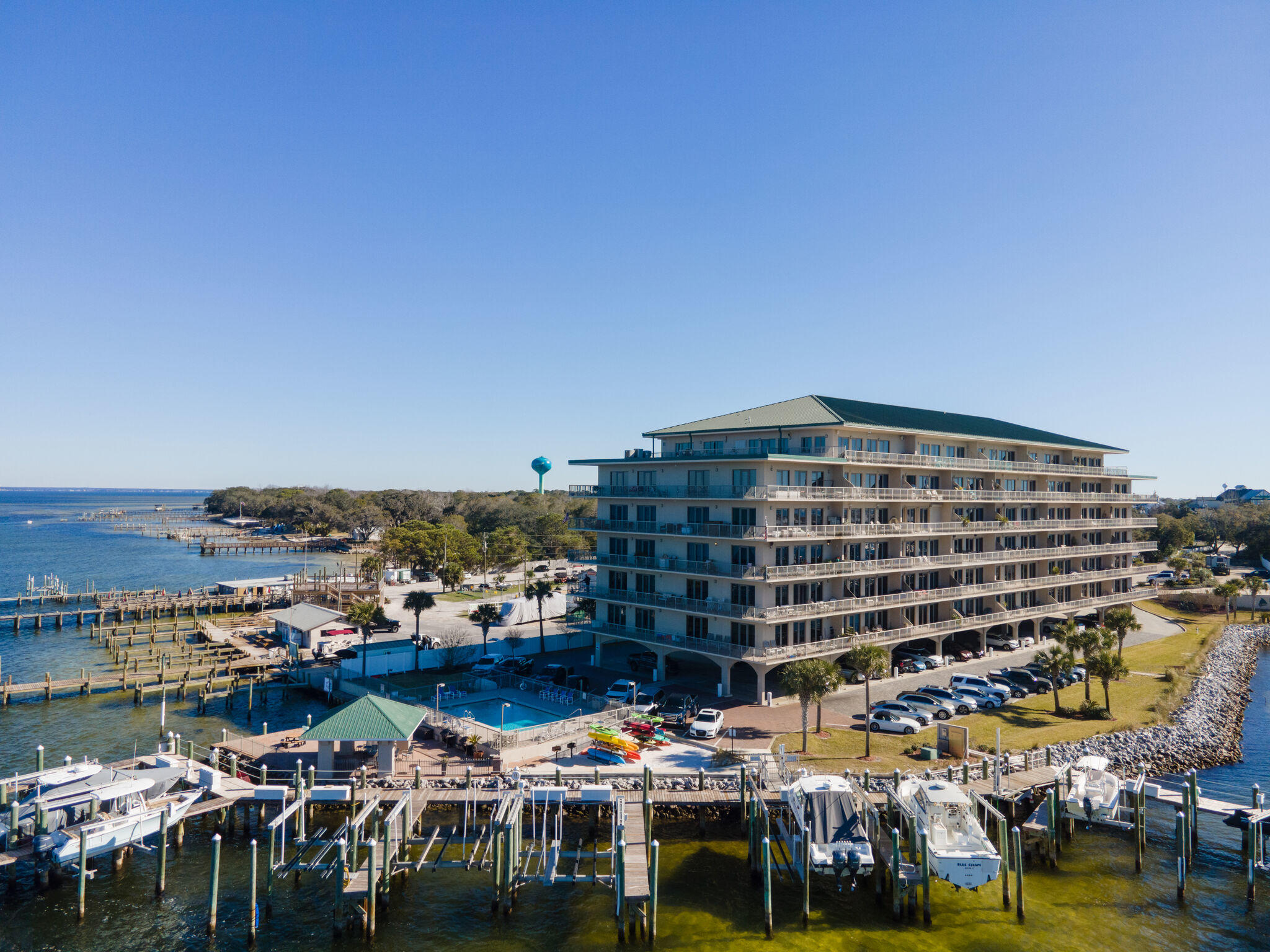 SIDES MORENO POINT WEST - Residential