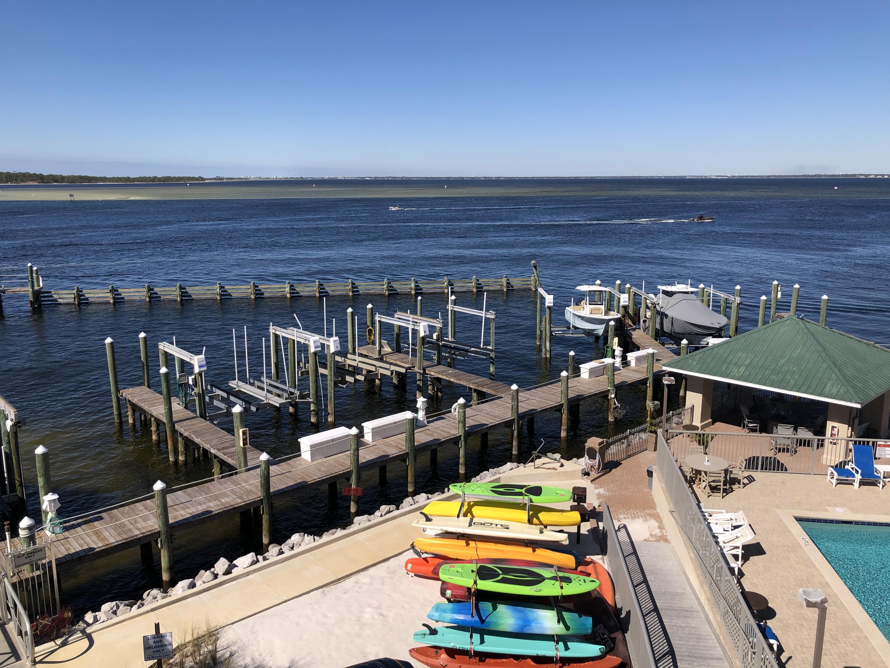 SIDES MORENO POINT WEST - Residential