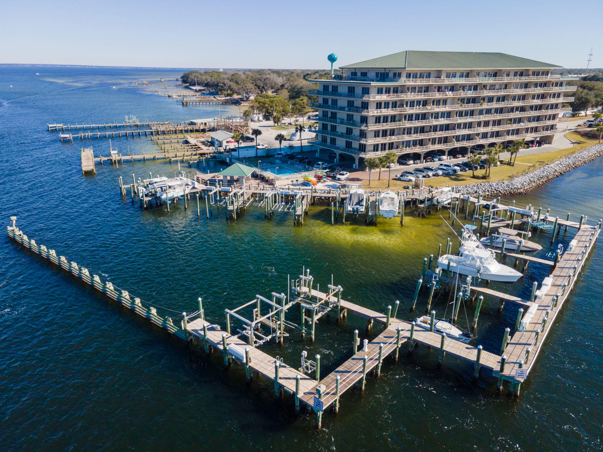 SIDES MORENO POINT WEST - Residential