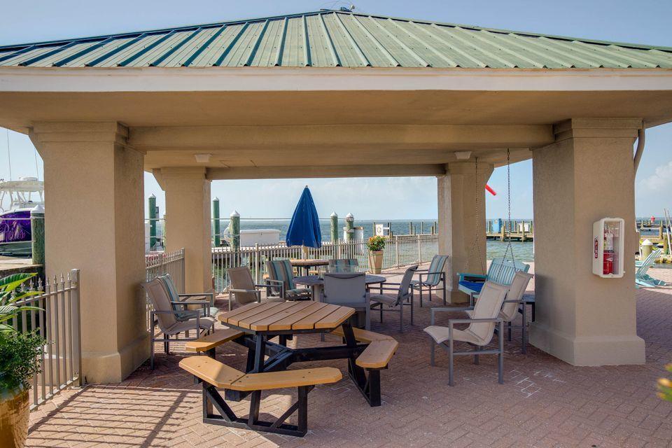 SIDES MORENO POINT WEST - Residential