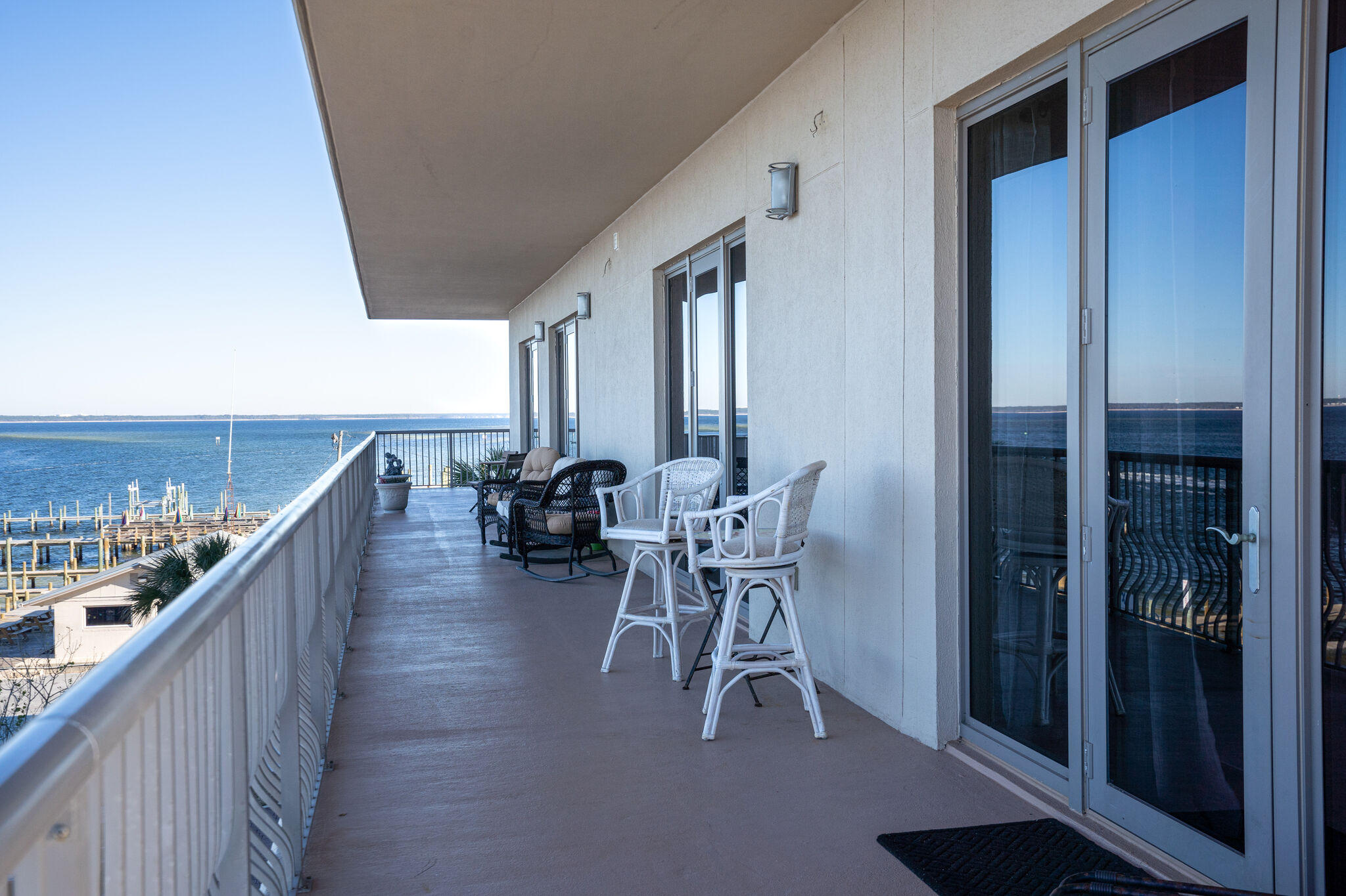 SIDES MORENO POINT WEST - Residential