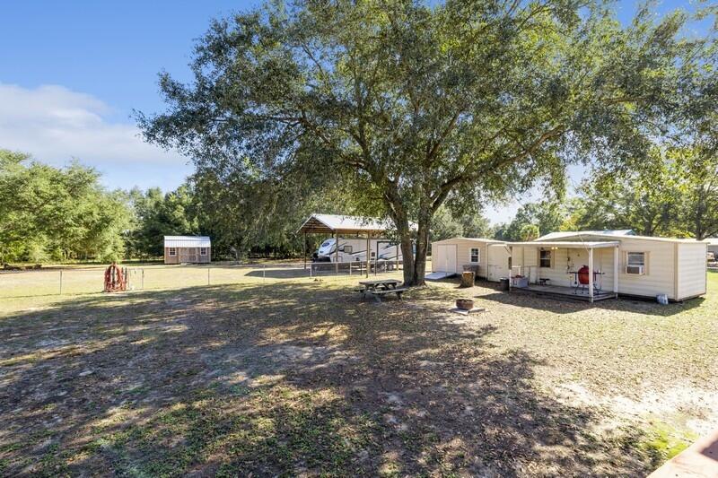 SLEEPY HAMMOCK FARMS - Residential