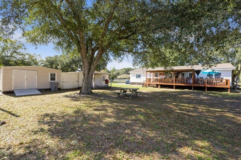 SLEEPY HAMMOCK FARMS - Residential