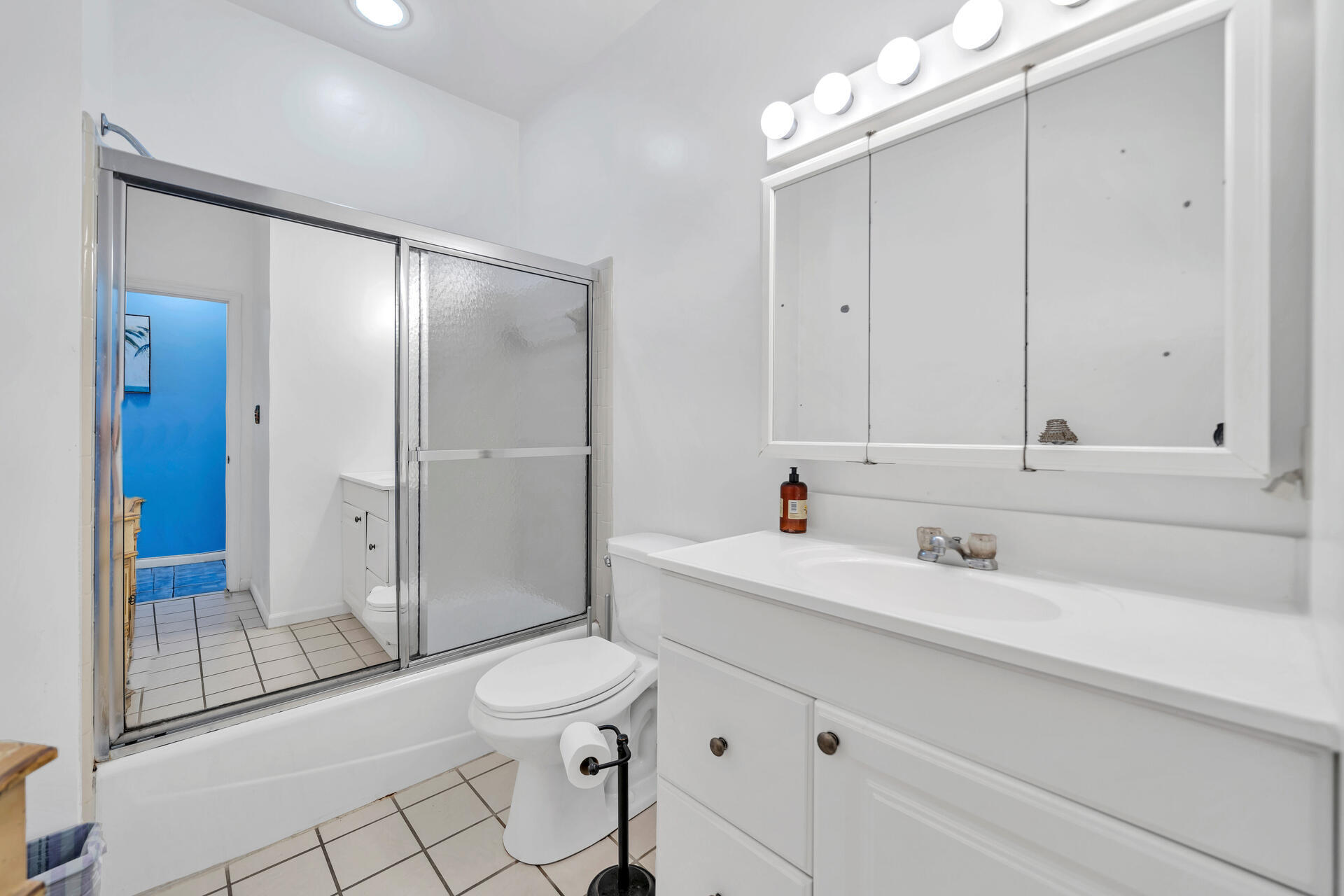 PALMS AT SEAGROVE CONDO UNIT A - Residential