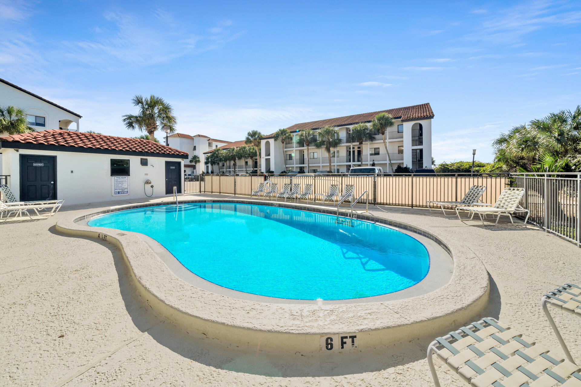 PALMS AT SEAGROVE CONDO UNIT A - Residential