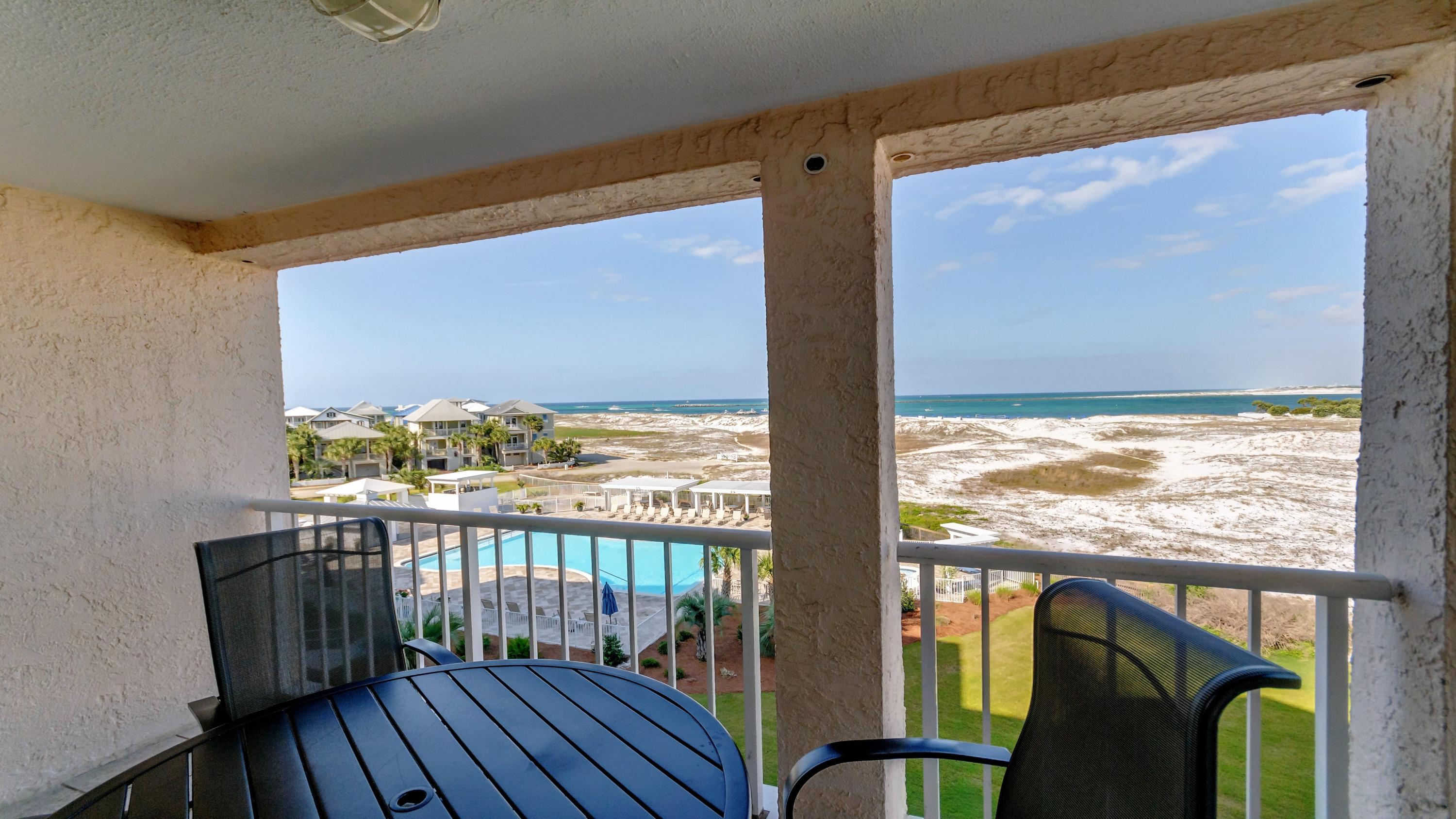 MAGNOLIA HOUSE - Residential