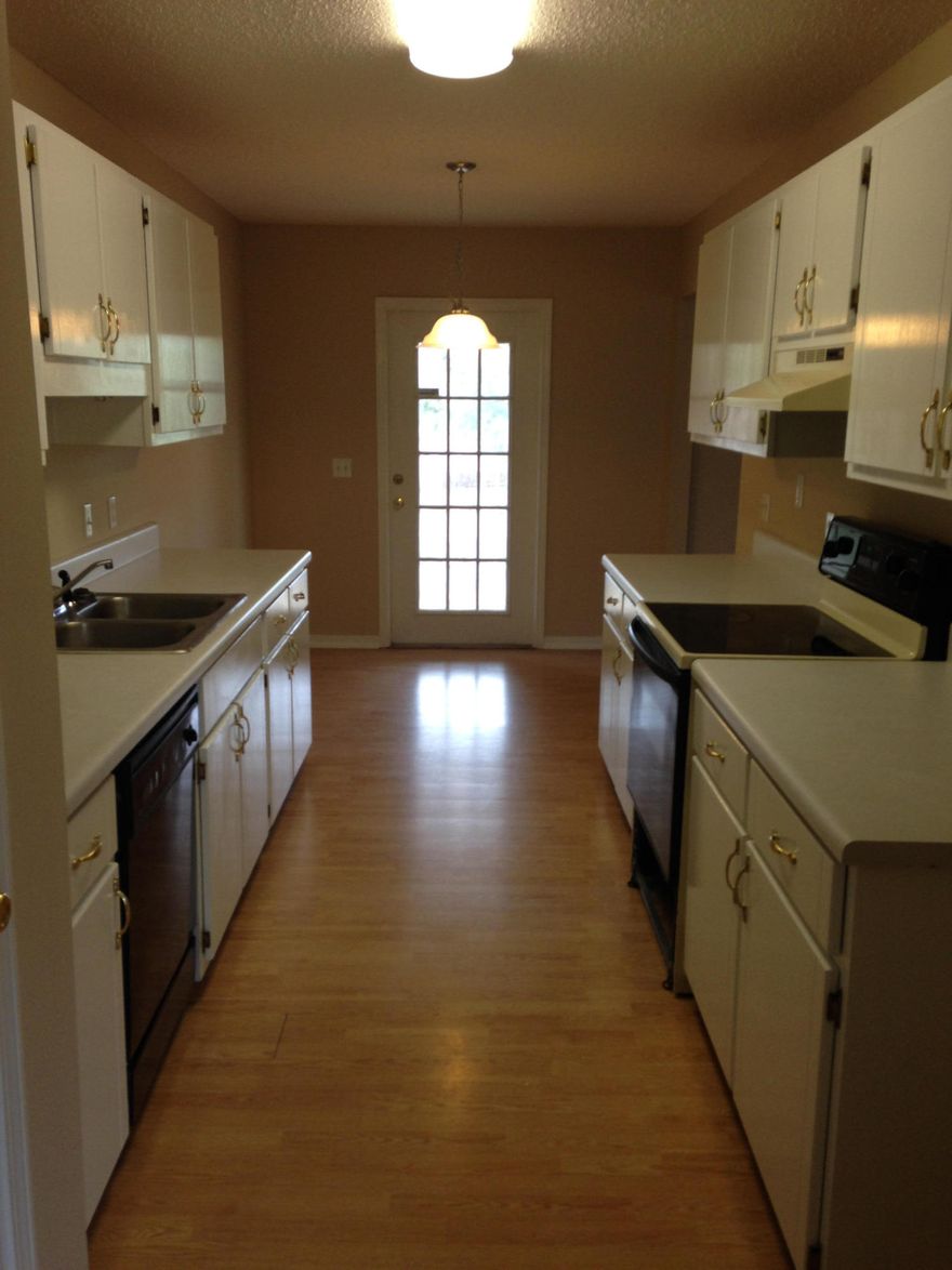 Great home south of I-10. Interior has been renovated. Fresh neutral paint throughout and new painted cabinetry, new flooring, Vaulted Ceiling in Living Room, Formal Dining Area. Backyard features a screened in porch. Large split floor plan, Master bathroom has his and her walk-in closets and linen closet surrounding garden tub and separate shower. Call today to make this house your home!