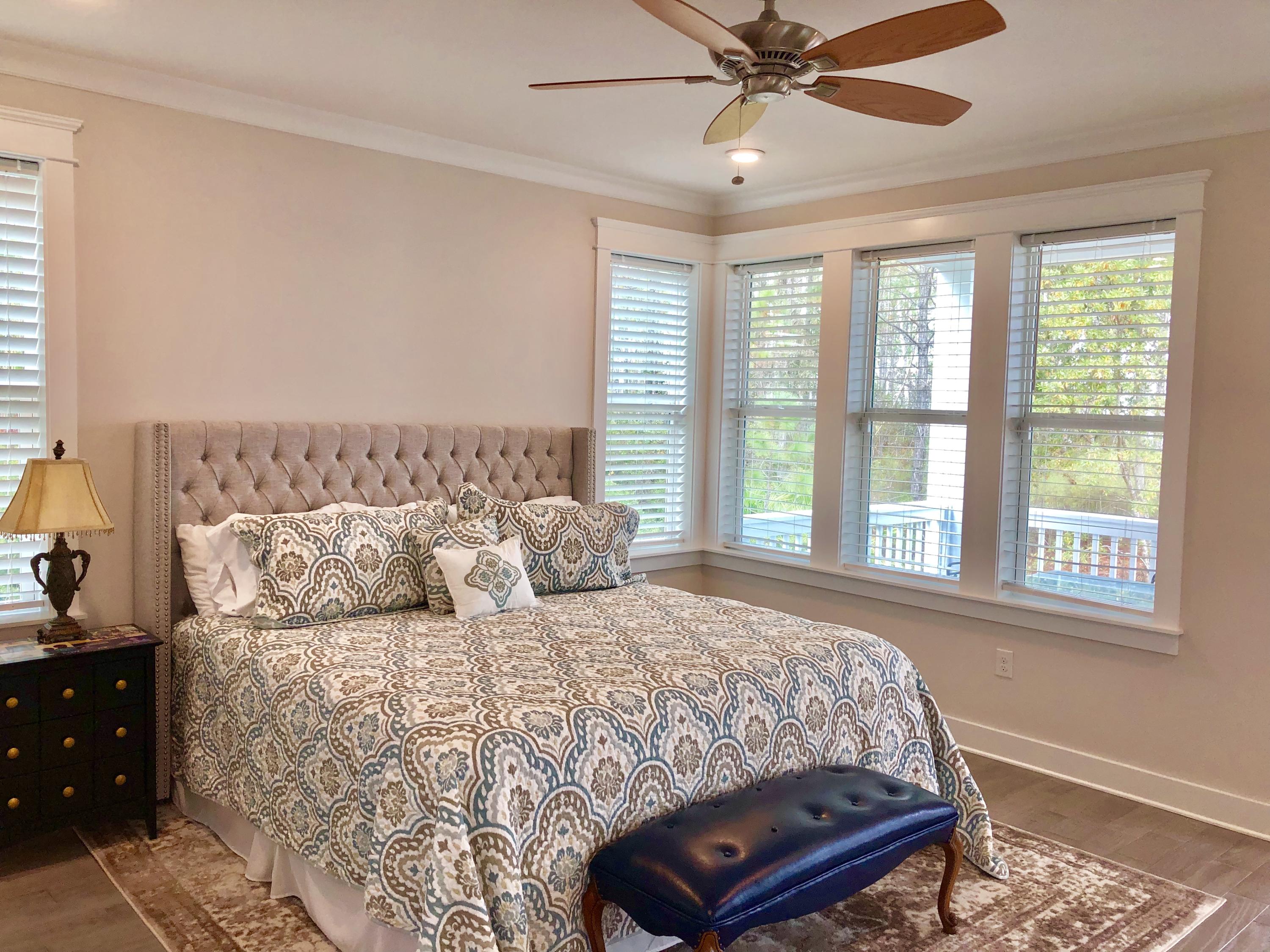 EAGLE BAY - Residential