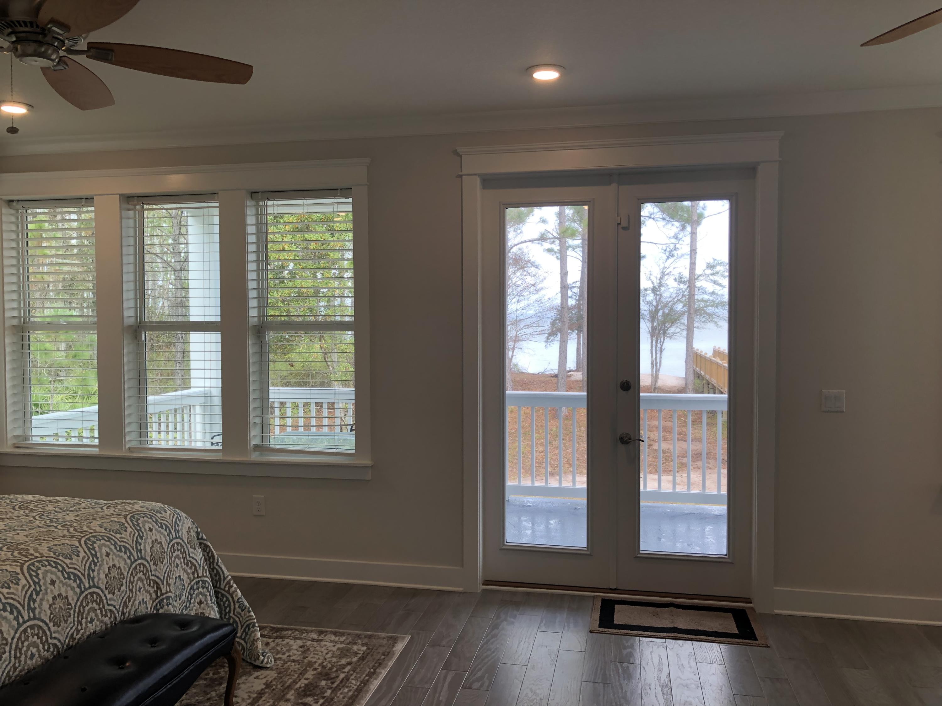 EAGLE BAY - Residential