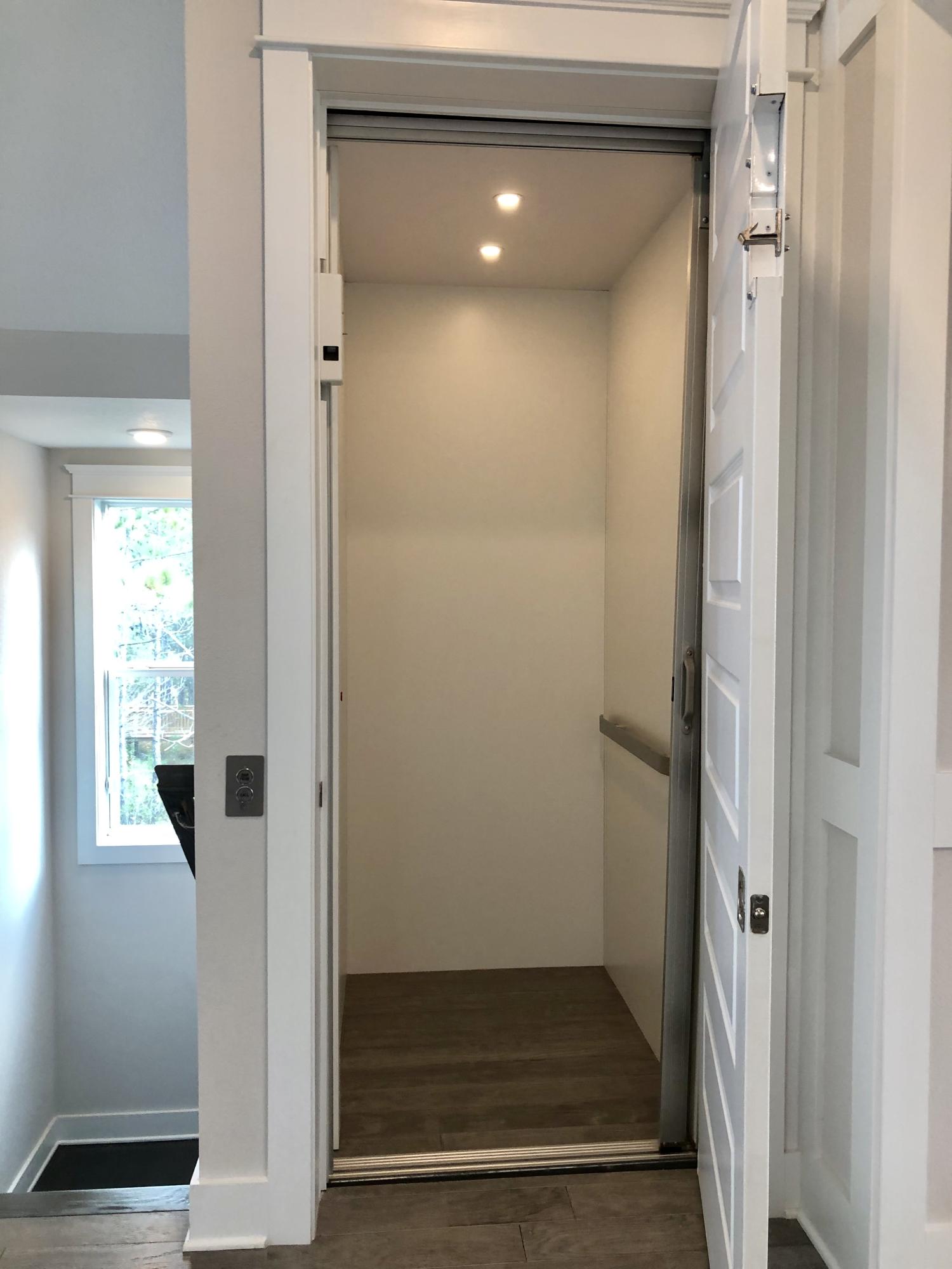 EAGLE BAY - Residential