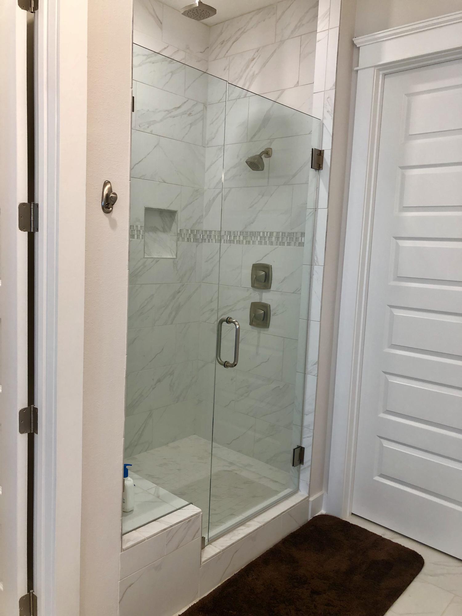 EAGLE BAY - Residential