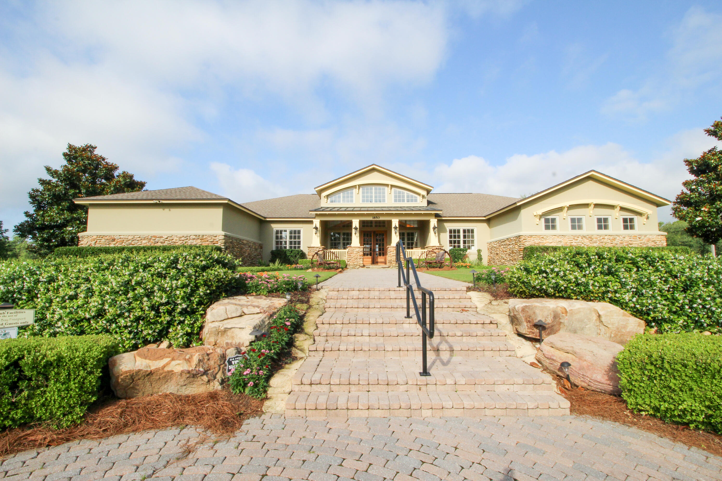 HAMMOCK BAY - Residential