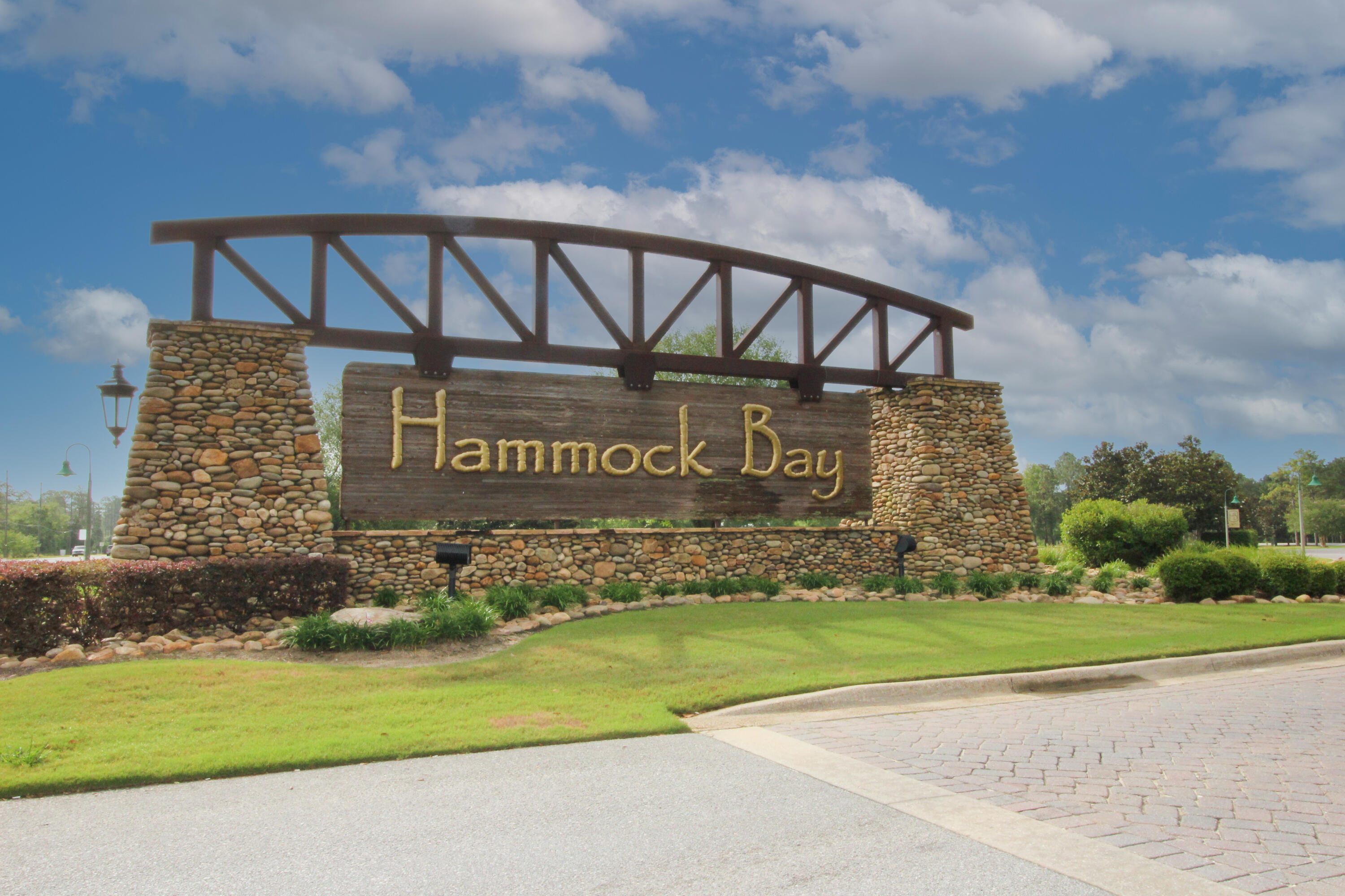 HAMMOCK BAY - Residential