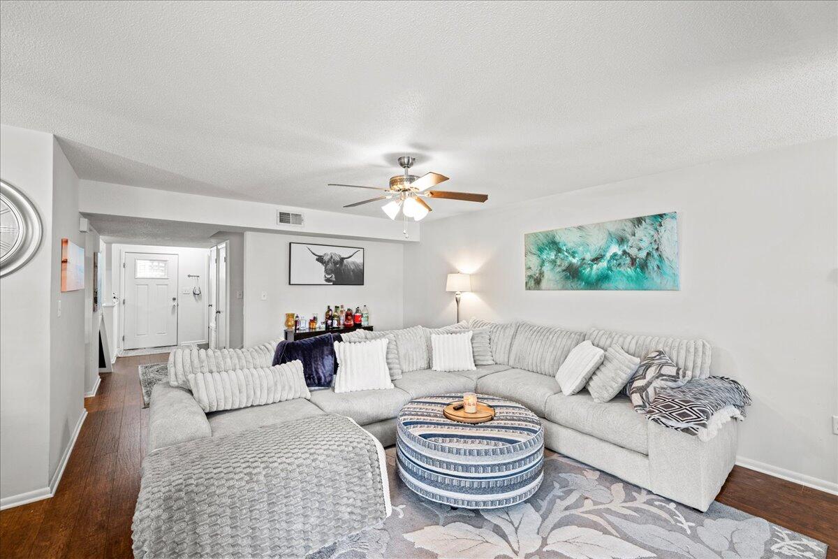 GREEN ARBOR T/H - Residential