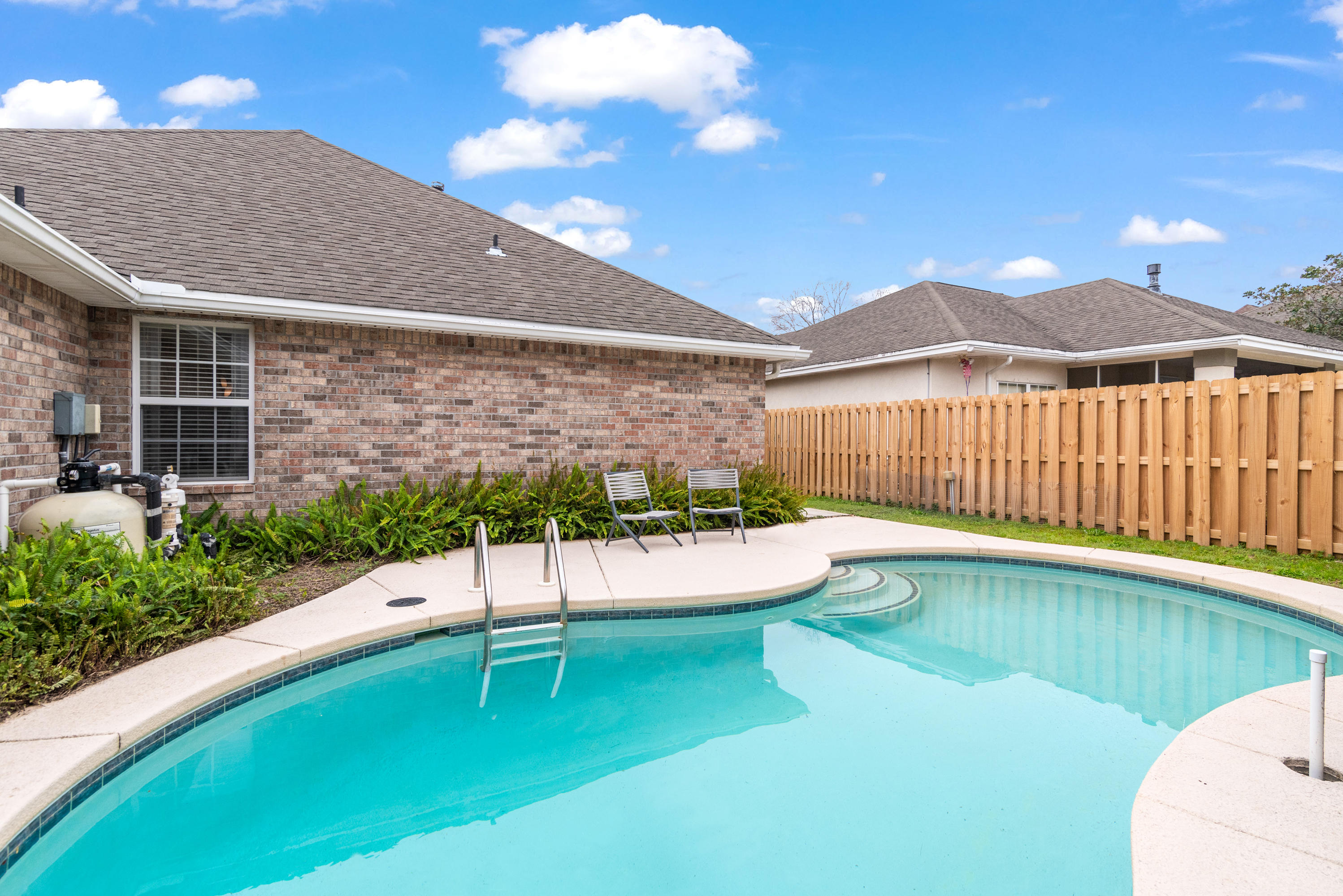 BRIDGEPORT COLONY - Residential