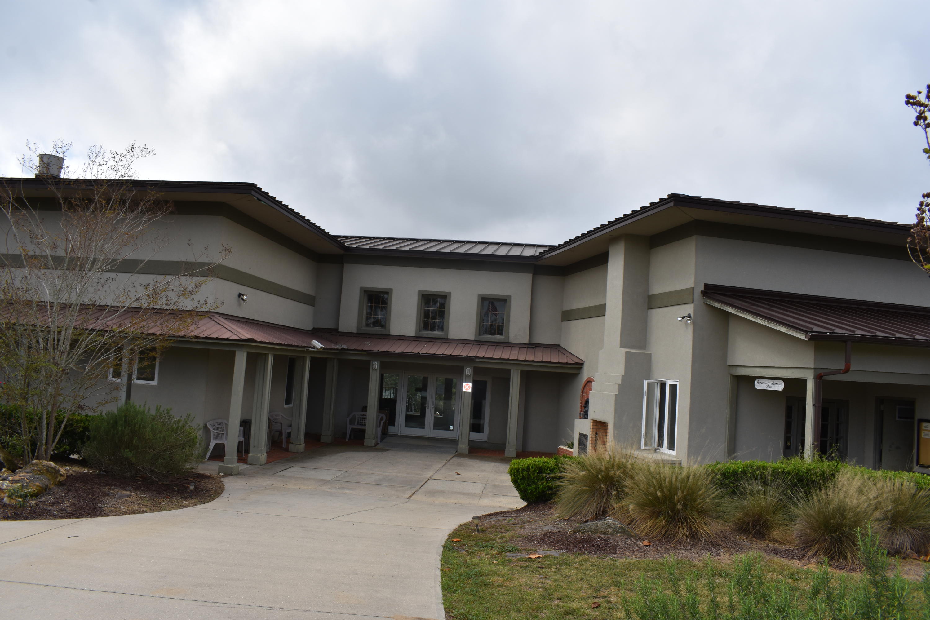 Compass Lake in the Hills - Land