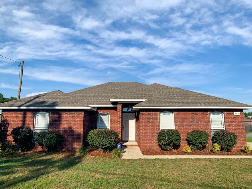 Gorgeous home in North Crestview! 3 bedroom, 2 bathroom located on a 1/2 acre corner lot with a fully fenced in backyard. Granite countertops in kitchen, stainless appliances and upgraded cabinetry with soft close drawers. Huge master bedroom with tray ceiling. Master bathroom boasts a garden tub with separate walk in shower and two large walk in closets in master bathroom. Ceramic 15x15 tile in kitchen, laundry room and bathrooms.Buyer to verify all features and dimensions