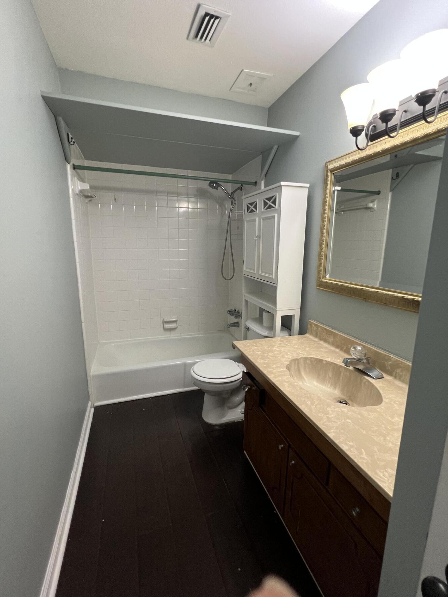 BAYVIEW WATERS CONDO - Residential