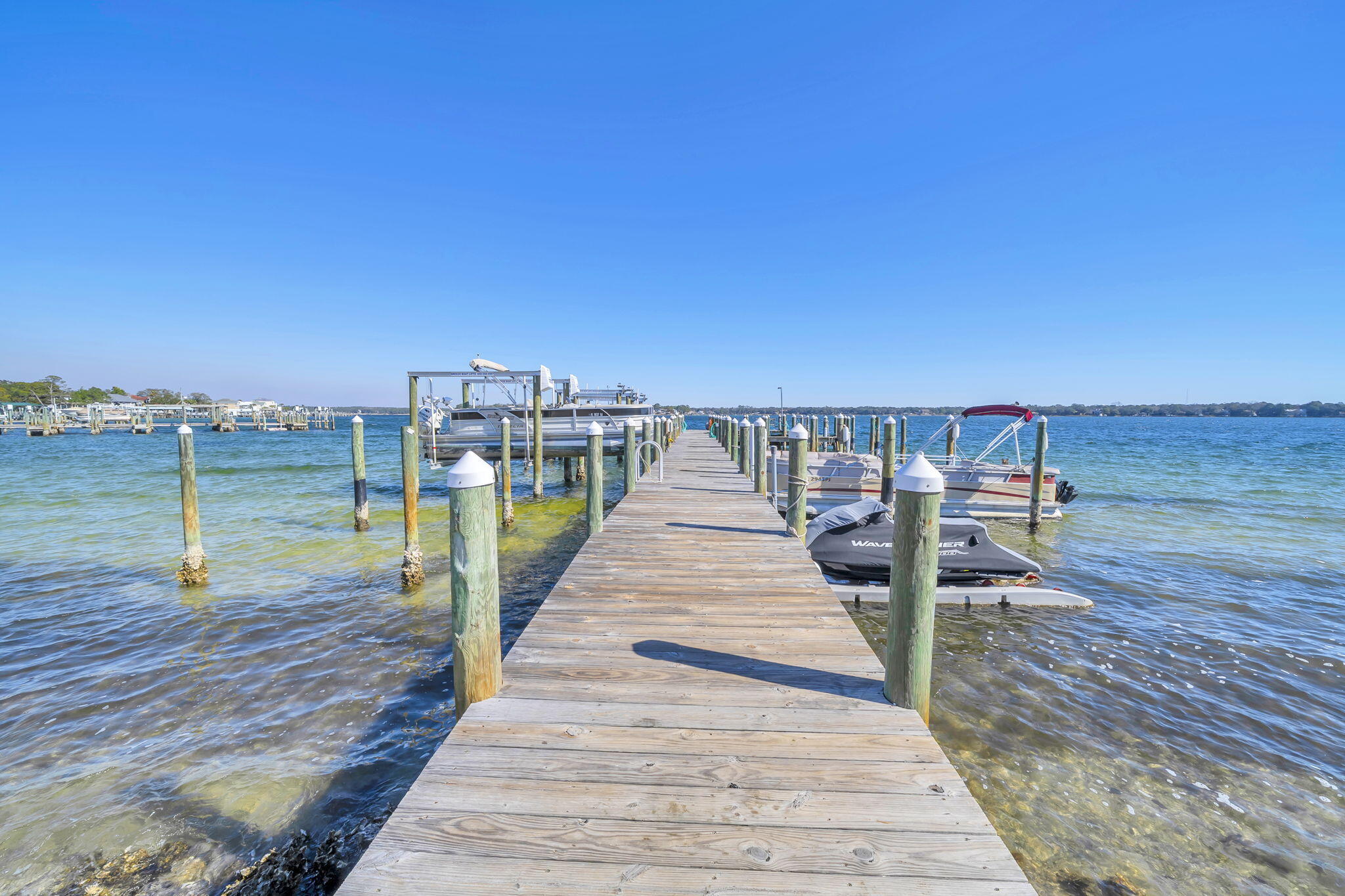 BAYVIEW WATERS CONDO - Residential