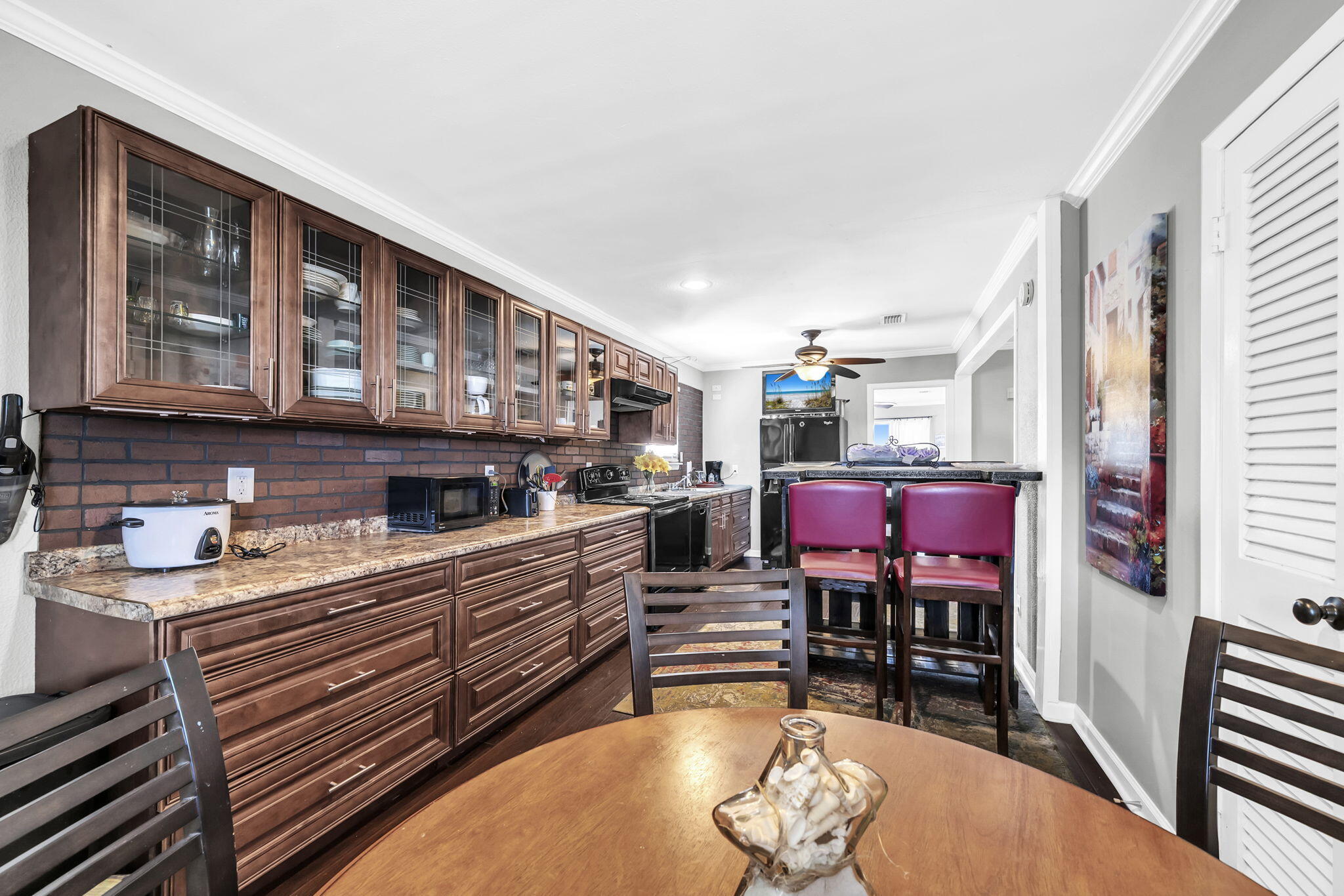 BAYVIEW WATERS CONDO - Residential