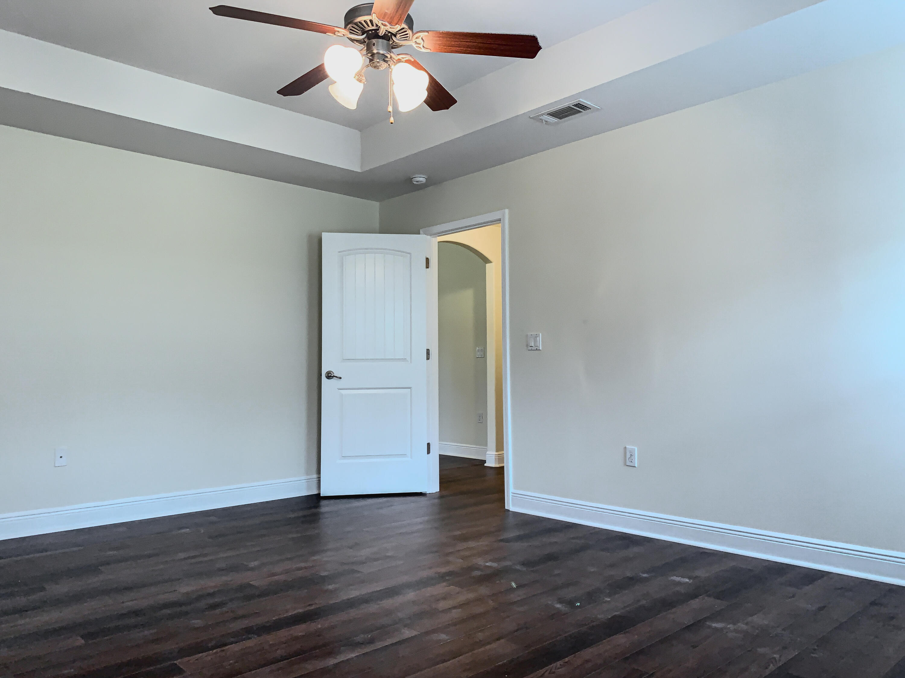 CREETWOOD VILLAGE - Residential