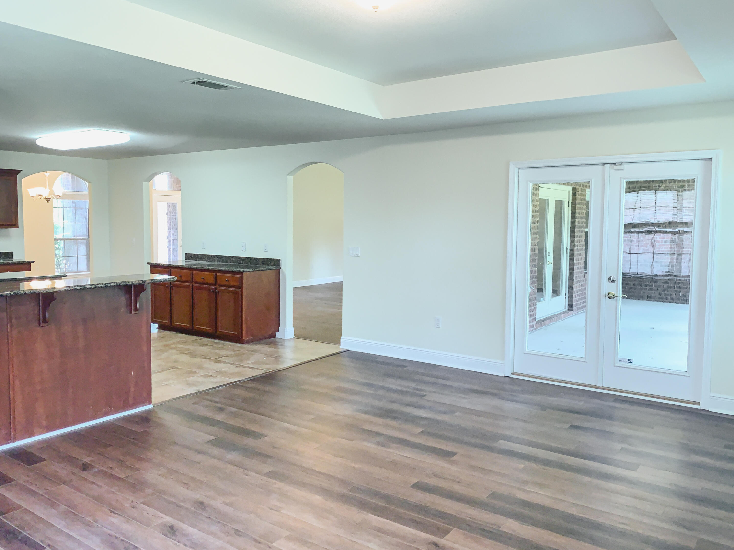 CREETWOOD VILLAGE - Residential