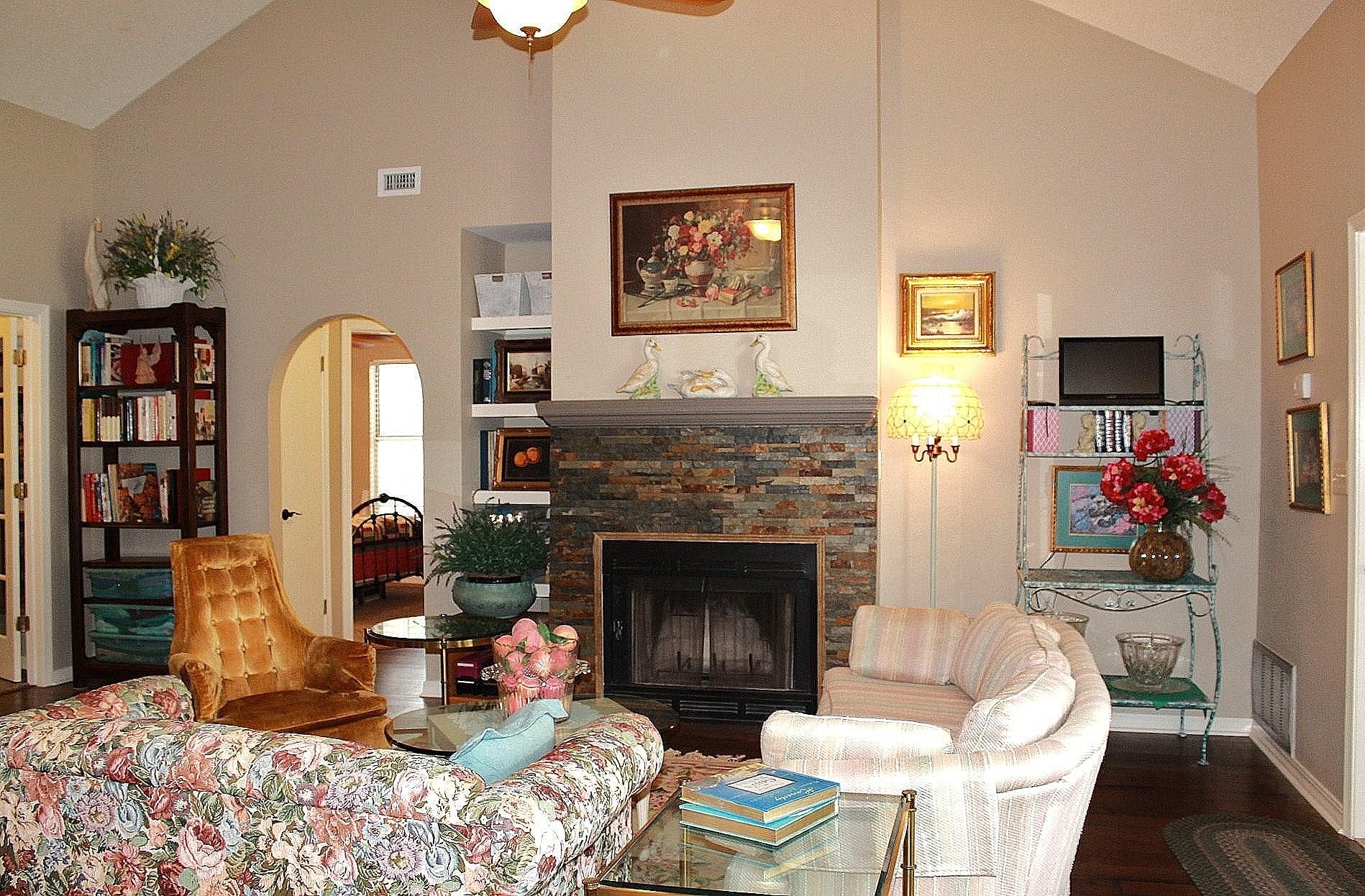 INDIGO VILLAGE - Residential