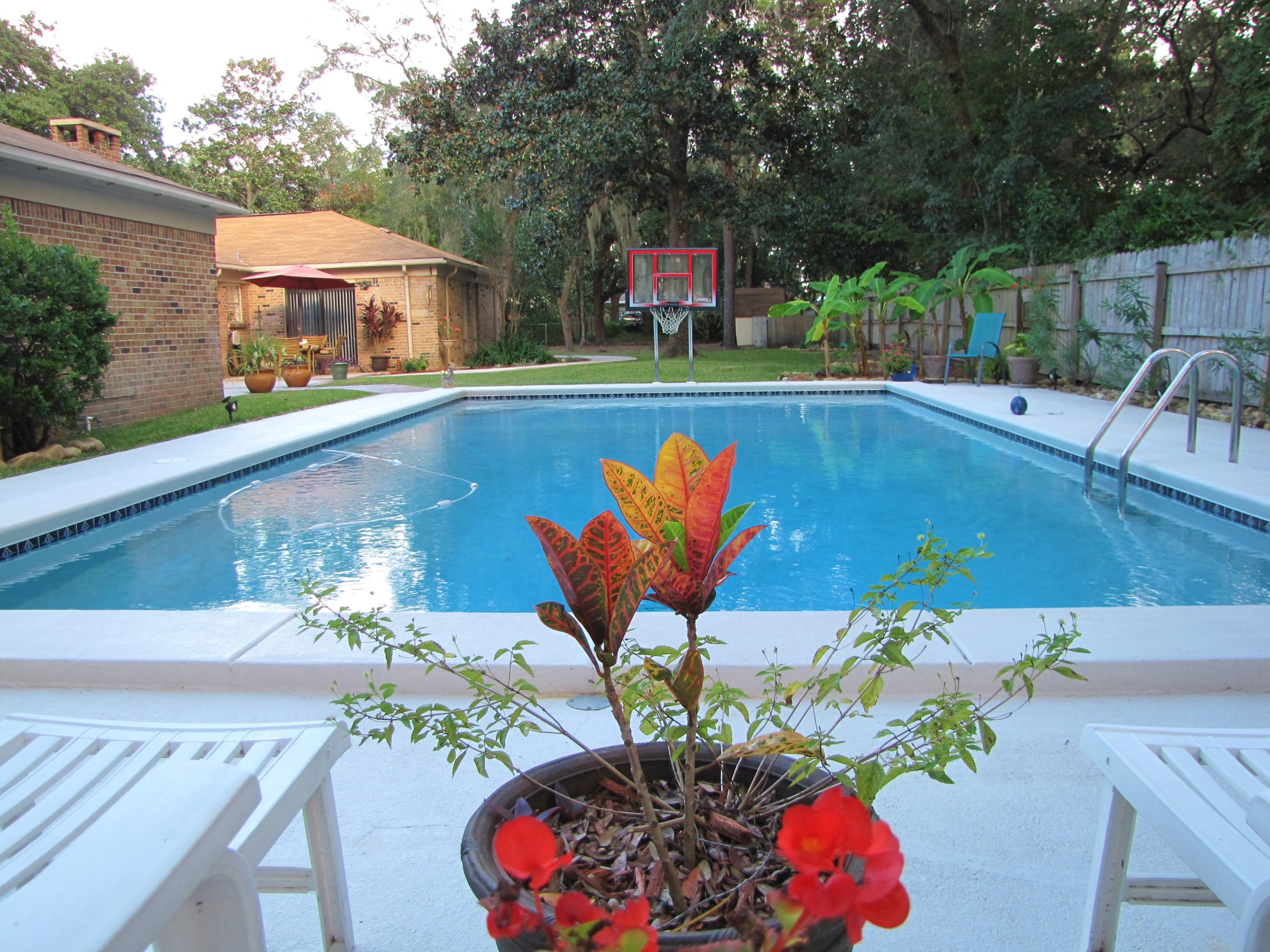 Poquito Bayou - Residential