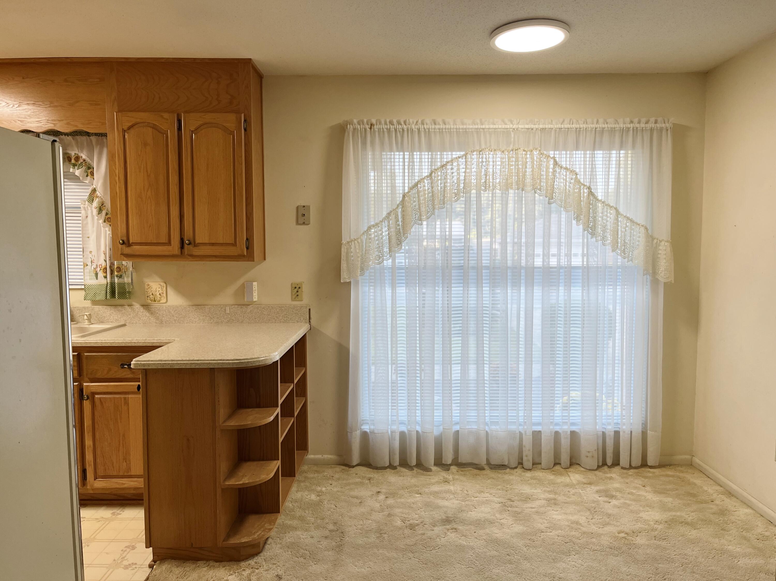 CAROL ANNE MANOR 1ST ADDN - Residential
