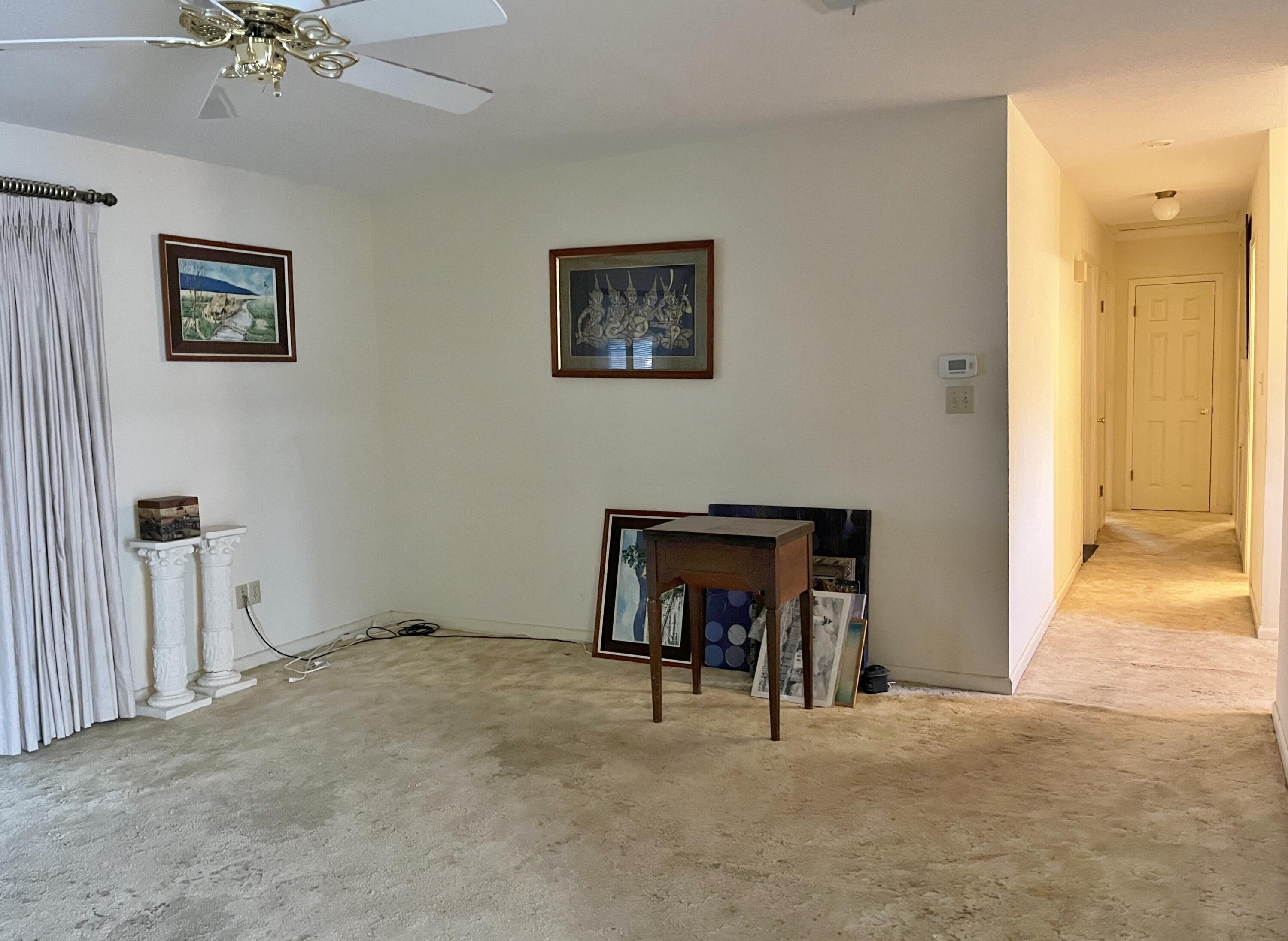 CAROL ANNE MANOR 1ST ADDN - Residential
