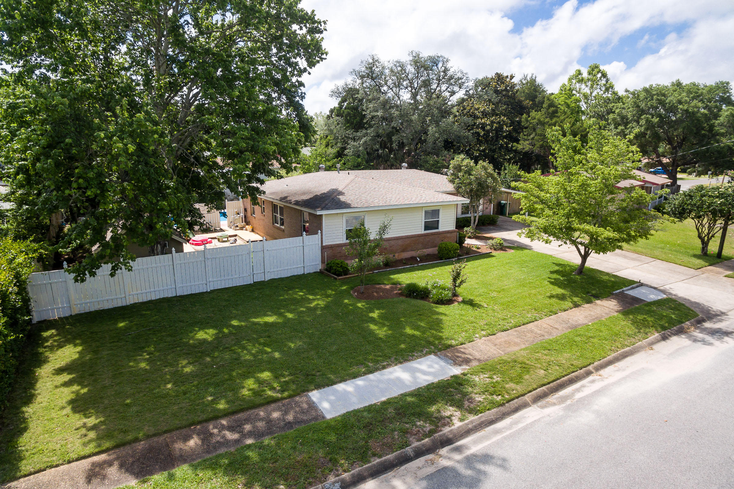 MIDPINES - Residential