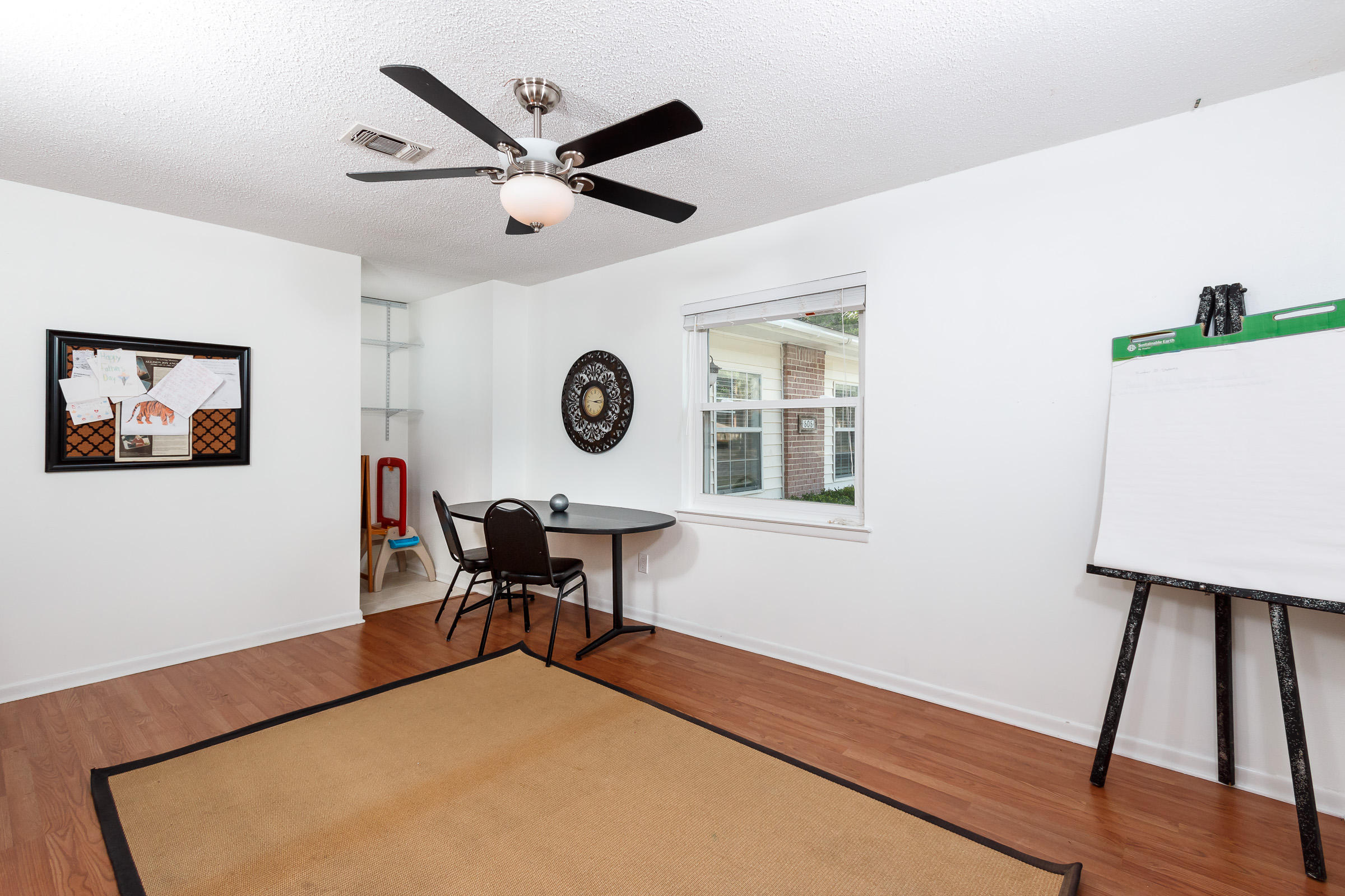 MIDPINES - Residential