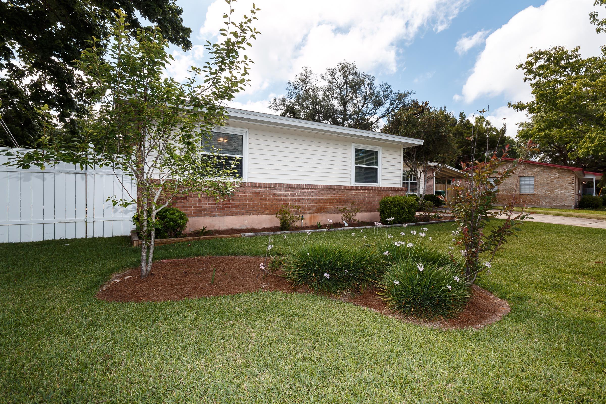 MIDPINES - Residential