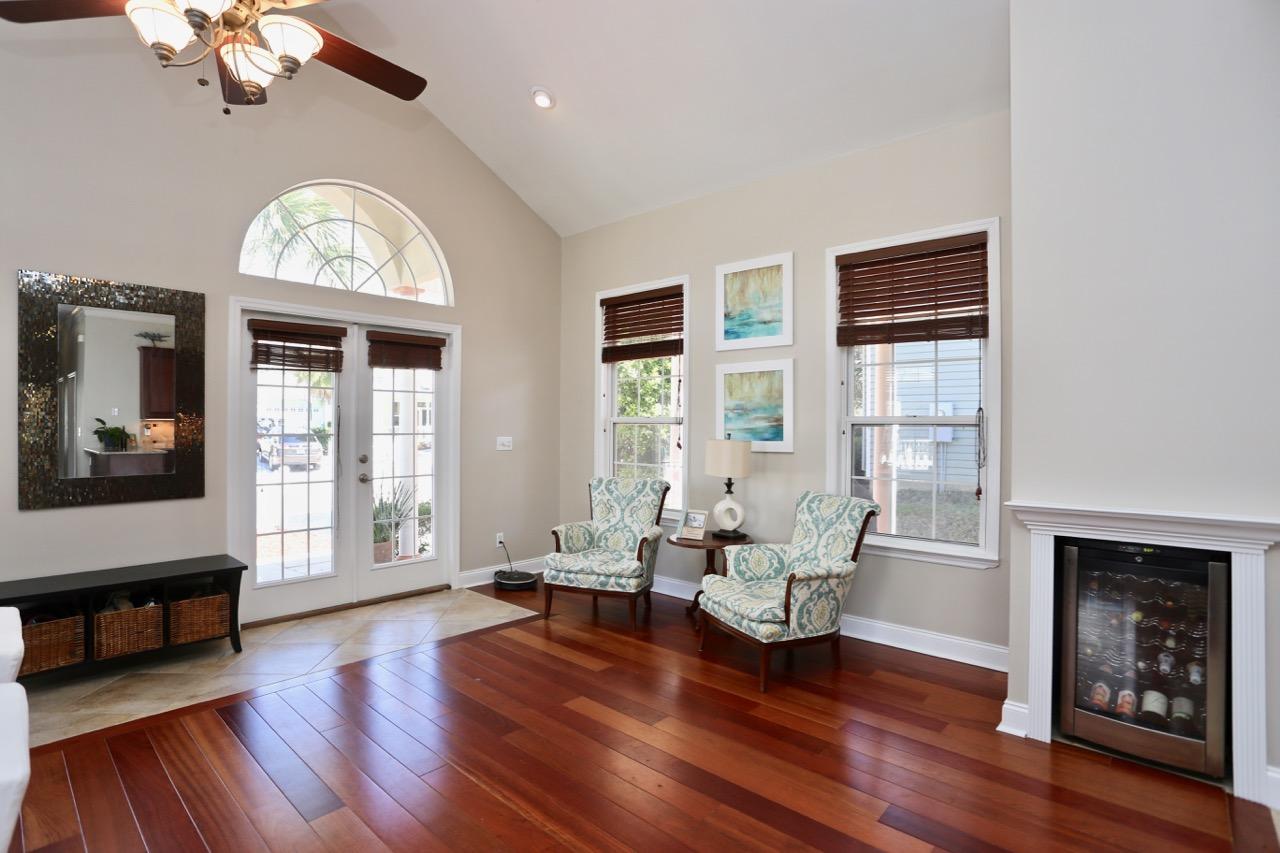 SOVEREIGN ISLE S/D - Residential