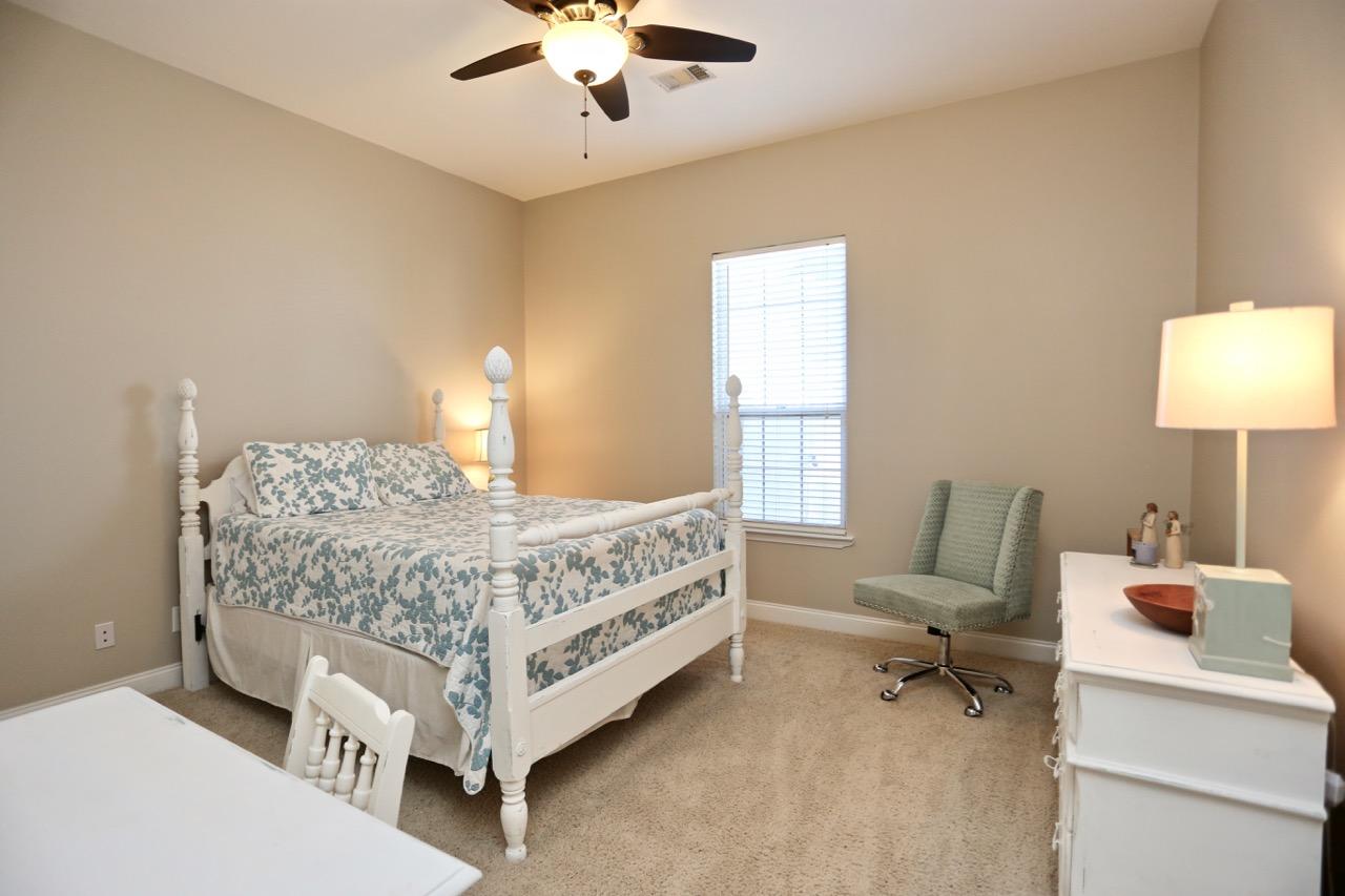 SOVEREIGN ISLE S/D - Residential