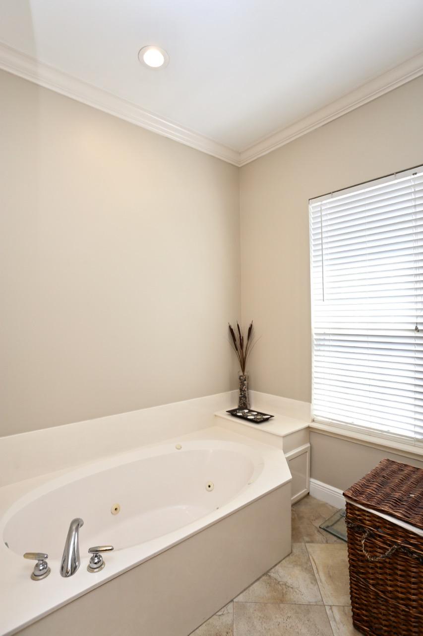 SOVEREIGN ISLE S/D - Residential