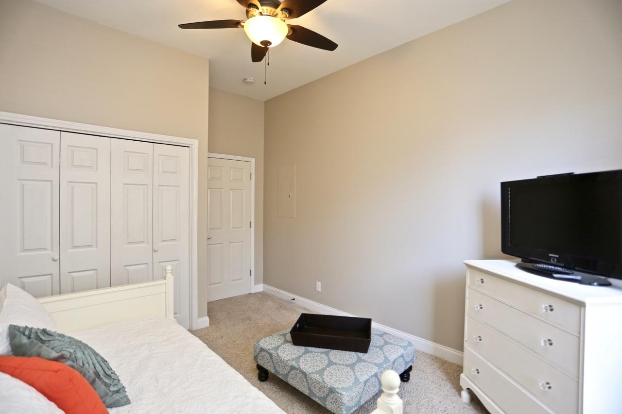 SOVEREIGN ISLE S/D - Residential