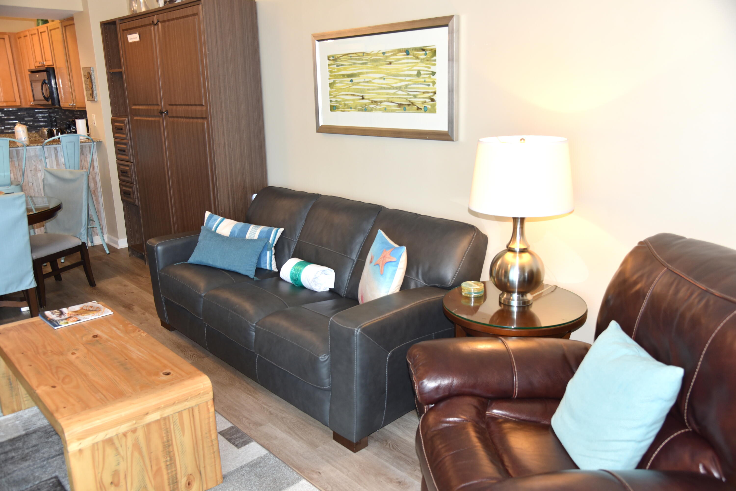 THE PALMS OF DESTIN - Residential Lease