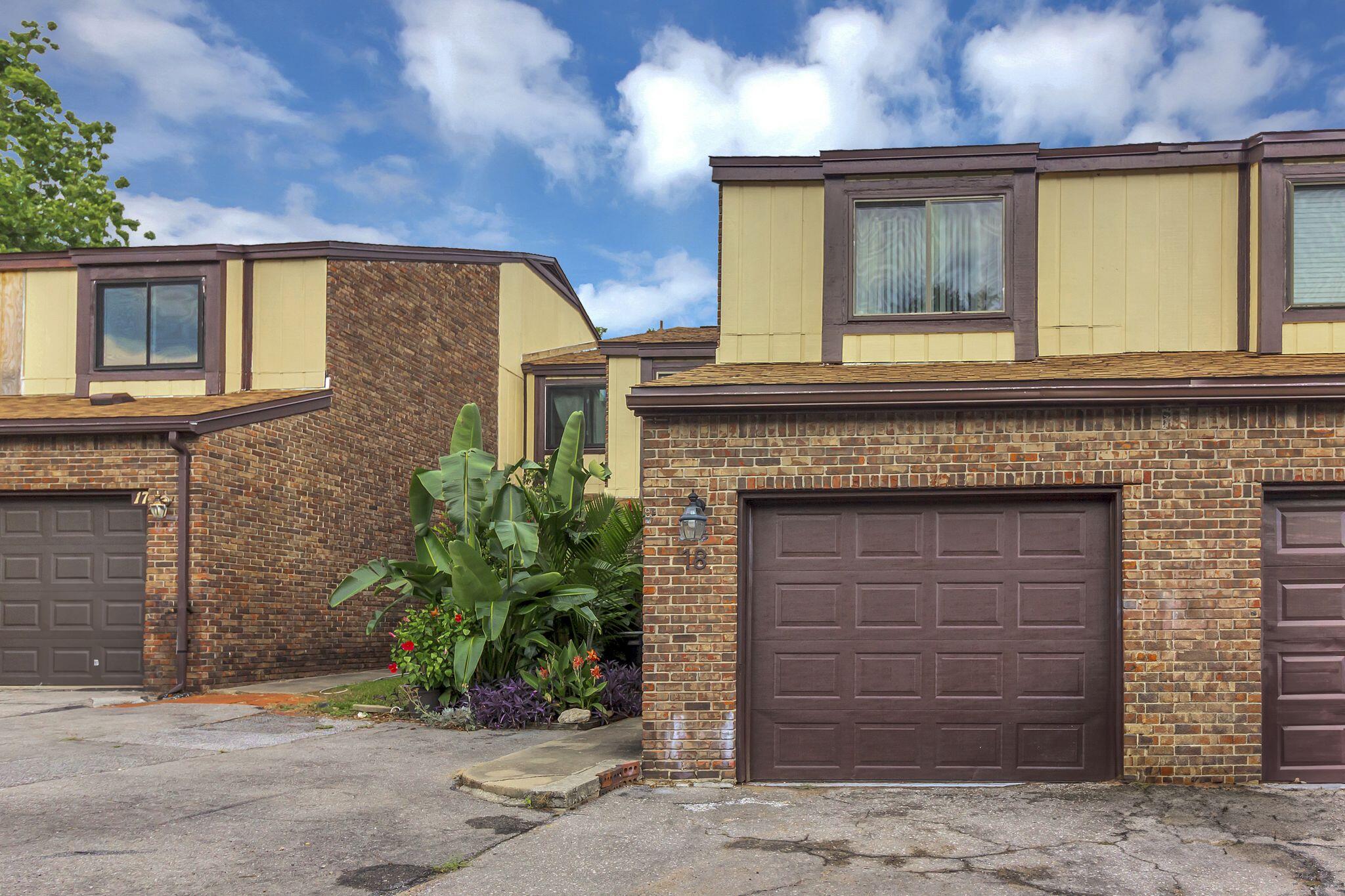 WATERFRONT COMMUNITY with water access. This is an amazing place to live with a peaceful wooded area behind you and a waterfront park with dock and slips just steps away. This spacious townhome features an open concept great room, dining area and kitchen with a BALCONY overlooking an incredible wooded area on the main floor. A half bath is located just off of the foyer for you and your guests convenience. Upstairs you will find three generous bedrooms and two full bathrooms. The primary bedroom offers an en-suite and a balconette. On the lower level, the home features a huge bonus room. This would be perfect for a home office, play room or media center. Or use it however your heart desires! It opens onto a covered patio with a small gated area perfect for storing kayaks and fishing gear. The Hidden Cove community features a pool, club house, fitness center and community dock for fishing and boating. Boat slips are available on a first come, first serve basis or for longer term rent by the HOA.
Don't miss out on the opportunity to make this house your own - schedule a viewing today! Call 850-729-0399 View rental requirements or apply at www.RentwithBSR.com
No smoking or vaping. Pets may be allowed with some restriction and a $400 non-refundable pet fee. FEES: $50 per adult 18+ application fee, Landlord Liability Policy (if proof of Renter's coverage is not provided) $15 mo, Pest Assurance pest control policy $20 mo.