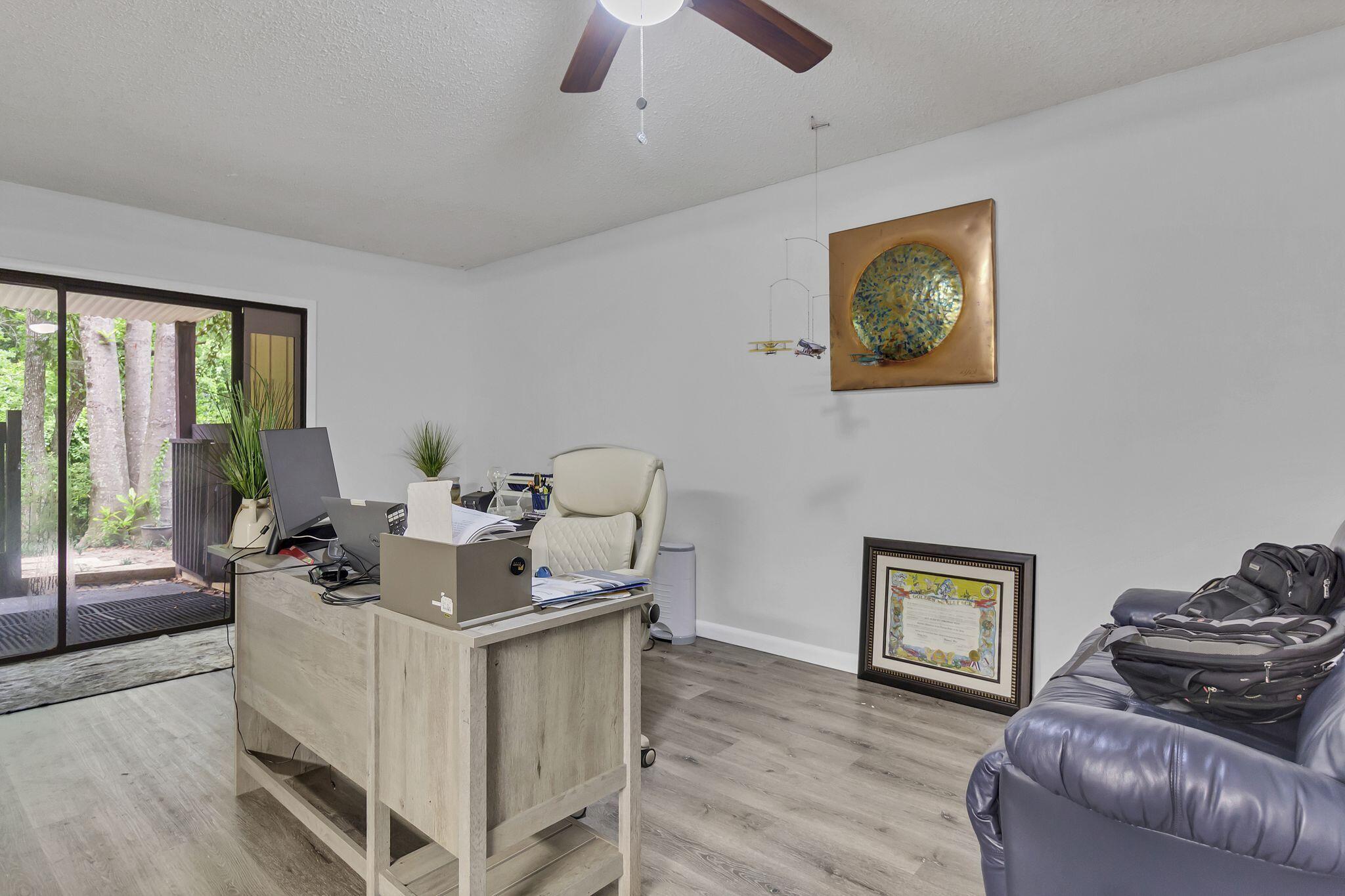 HIDDEN COVE T/H - Residential Lease