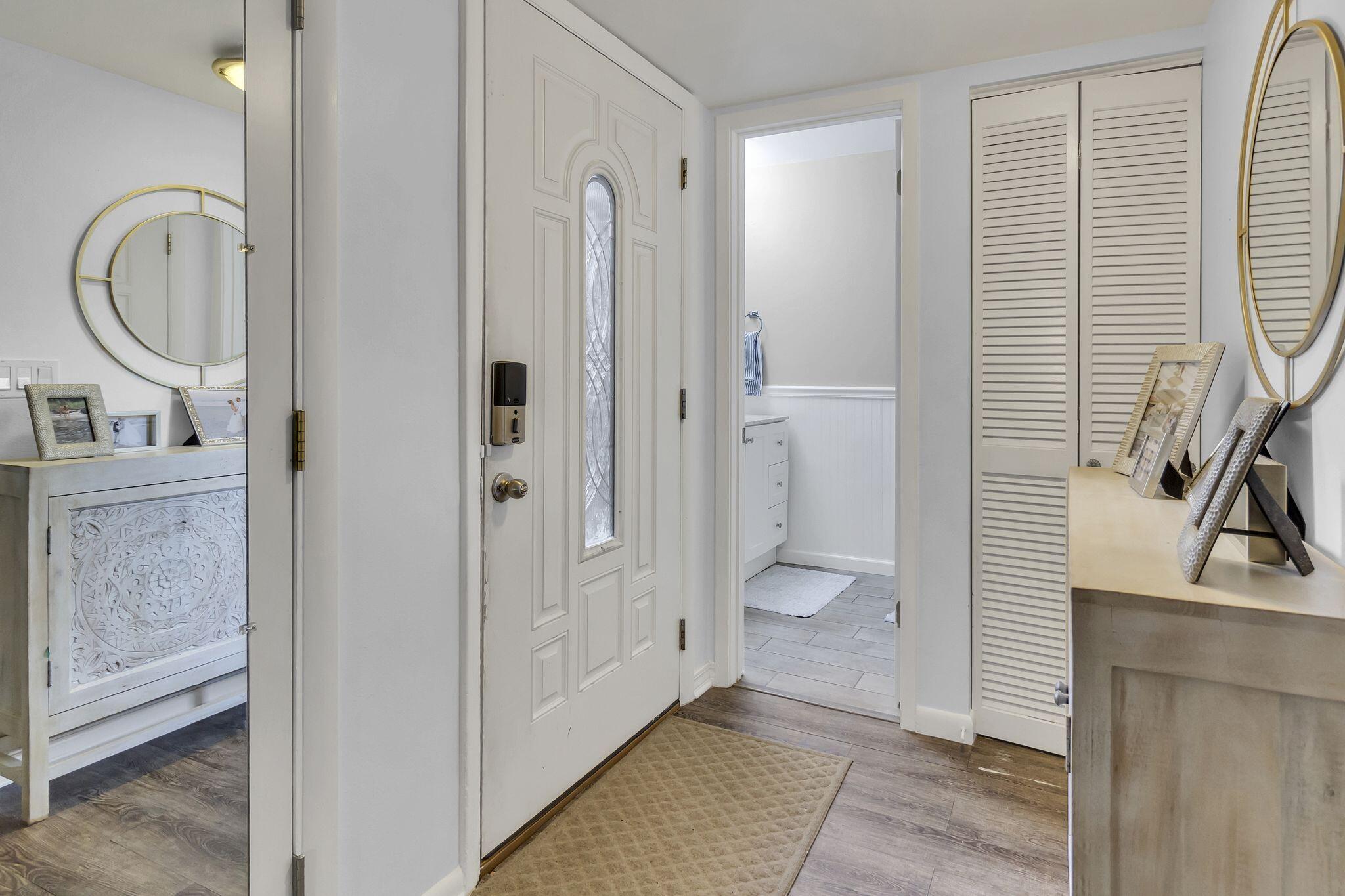 HIDDEN COVE T/H - Residential Lease