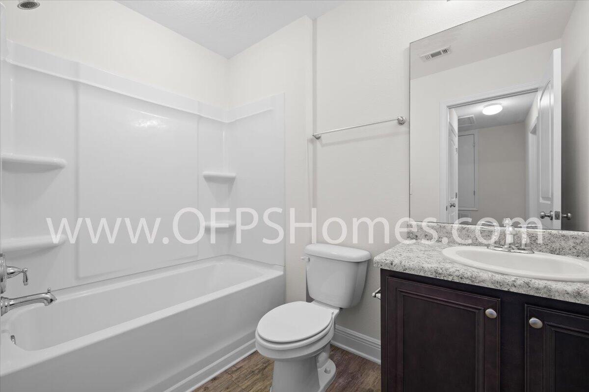 Iron Horse T/H - Residential Lease