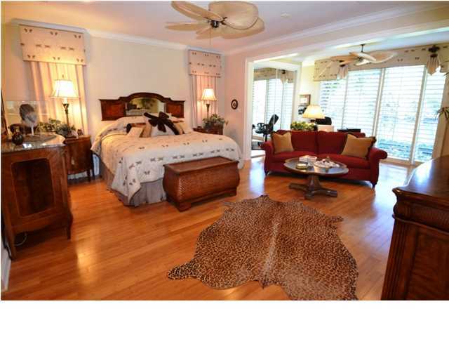 BURNT PINE - Residential