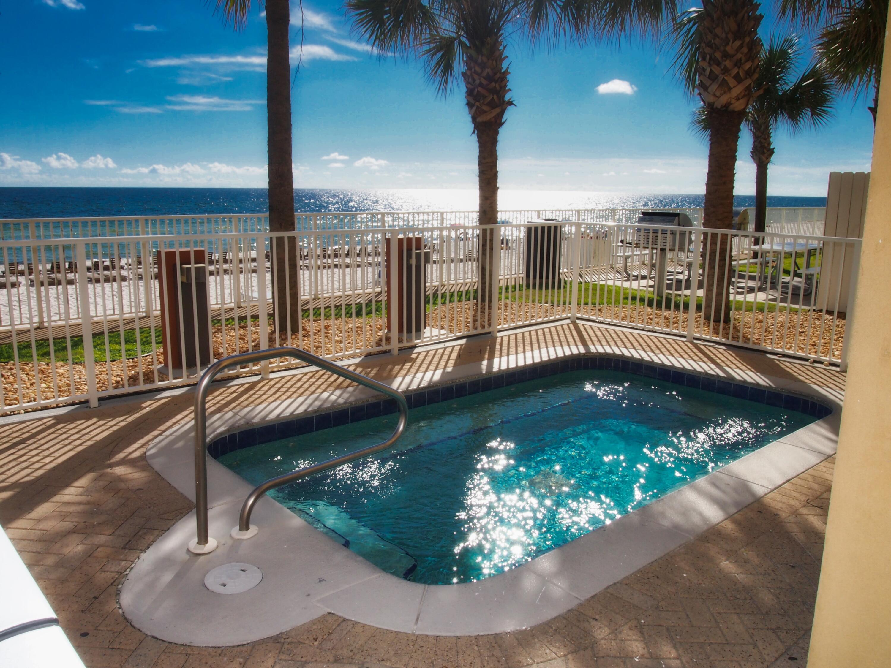 TROPIC WINDS - Residential