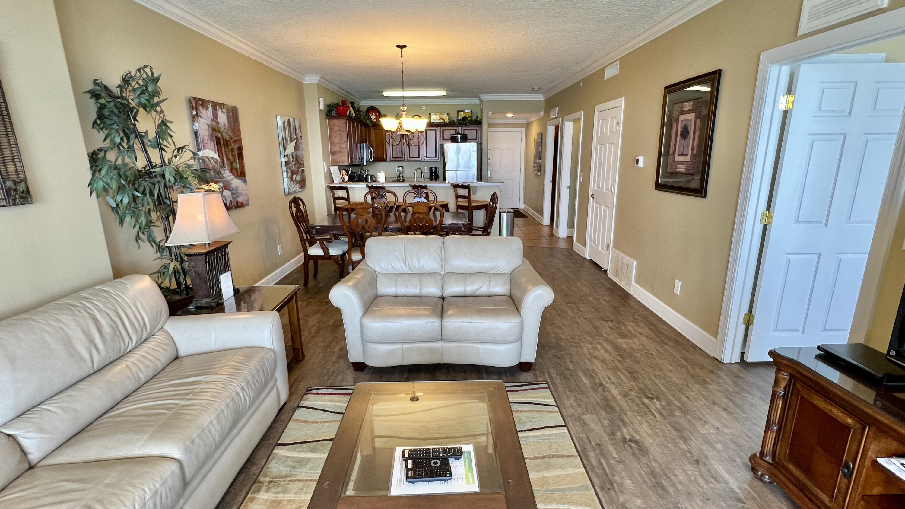 TROPIC WINDS - Residential